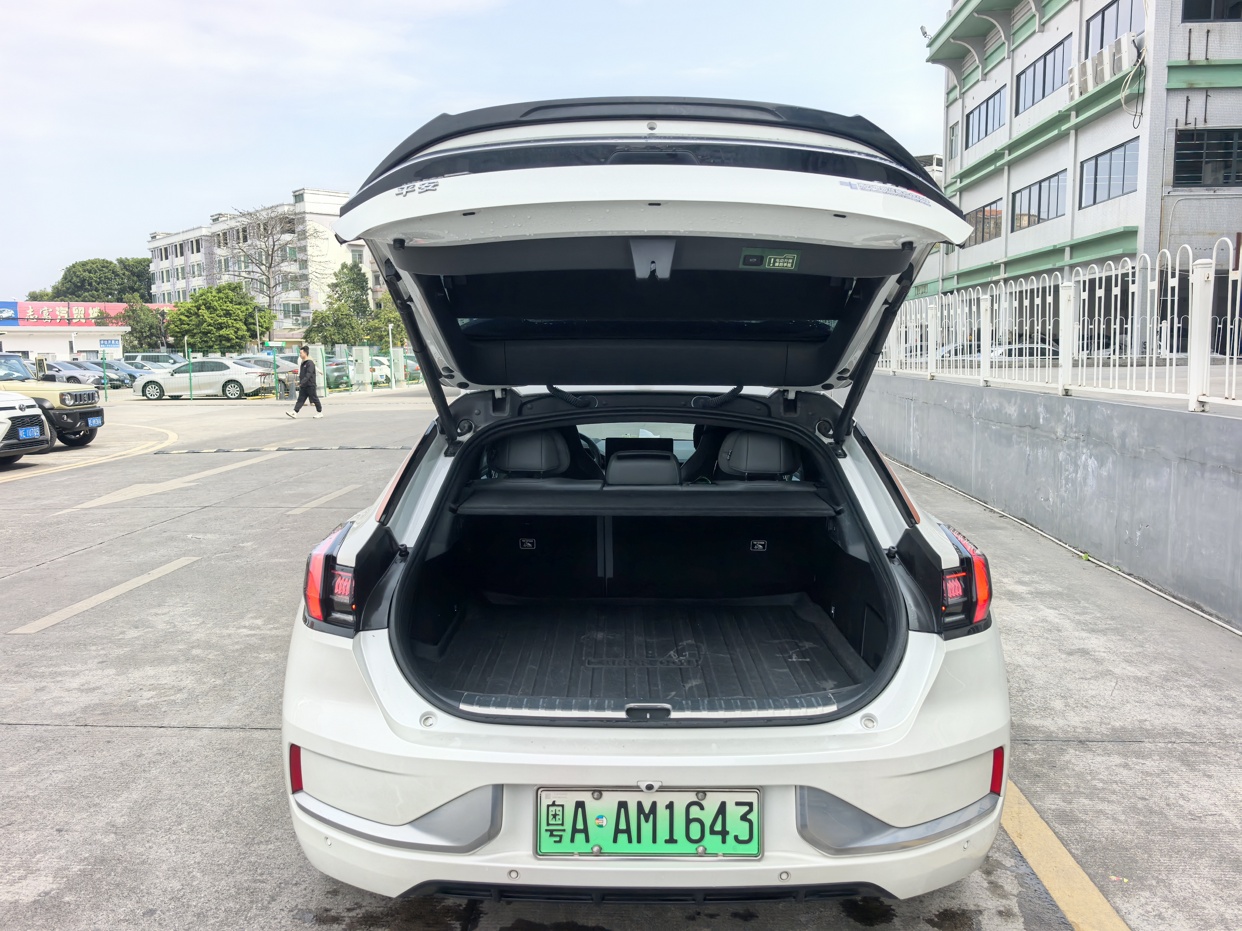 极氪 极氪001 2023 汽车图片 #27