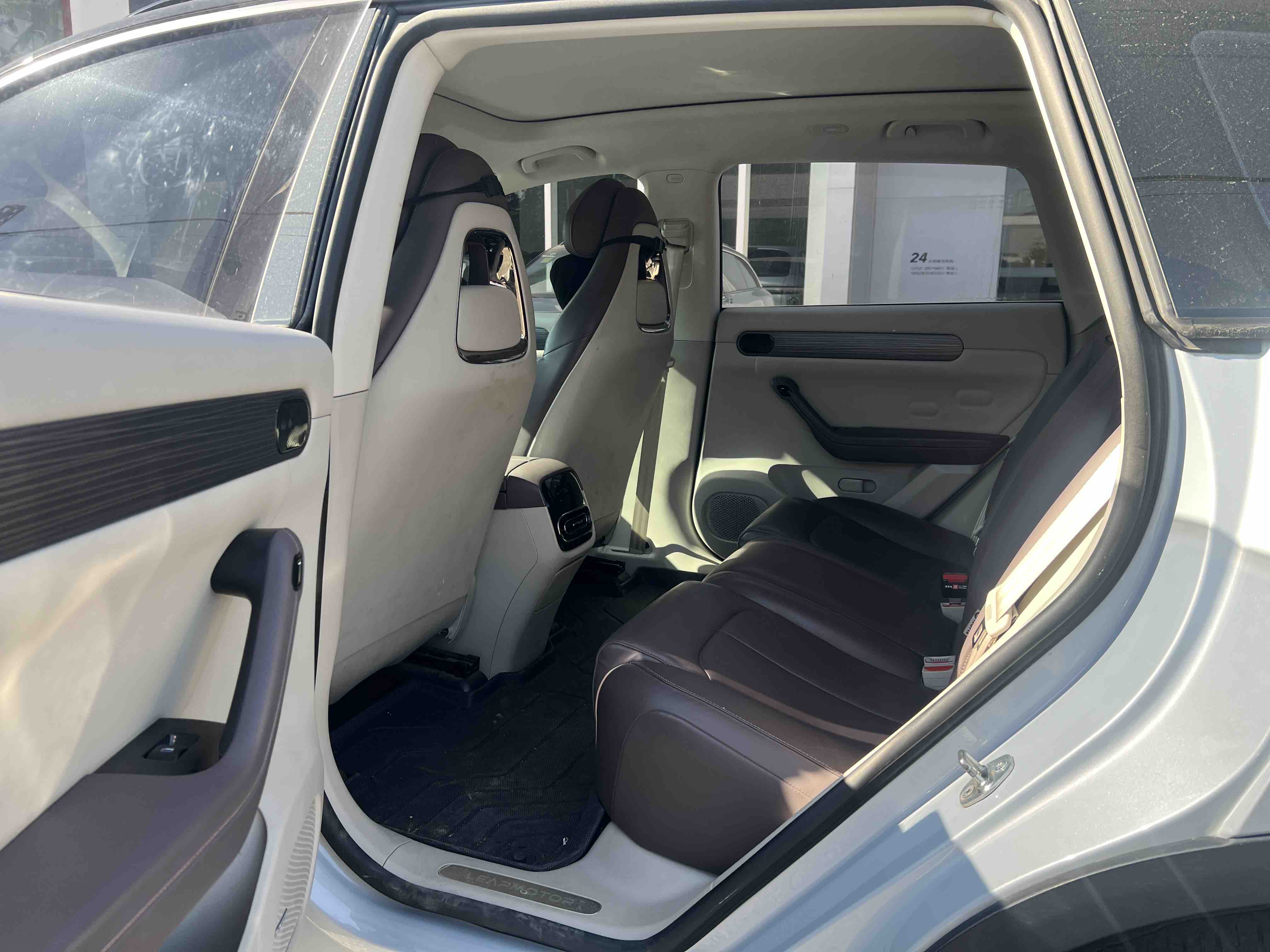 零跑汽车 零跑C11 2023 汽车图片 #27