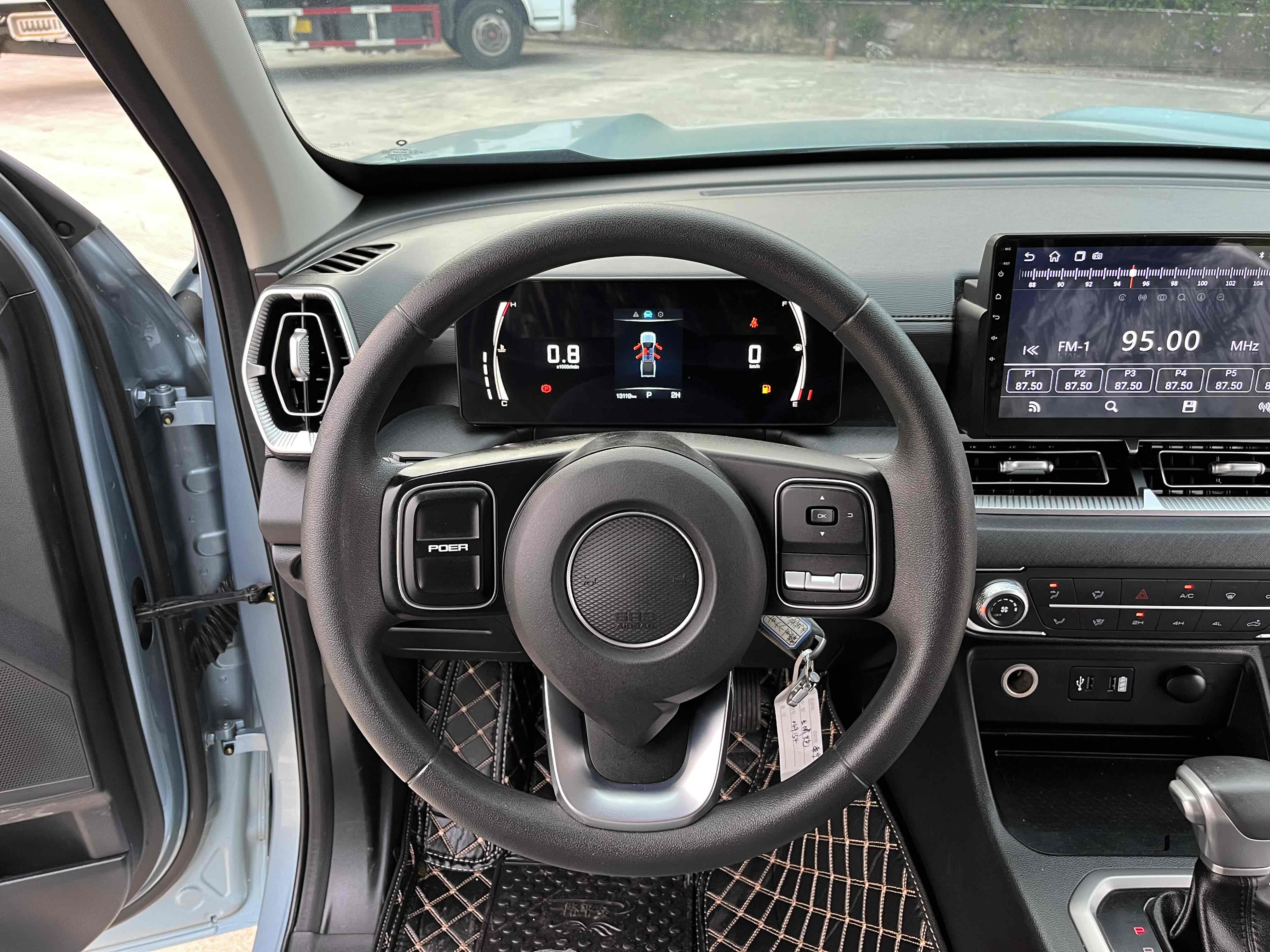 Great Wall Jingang Pao 2023 #27 Great Wall Jingang Pao 2023 car image #27