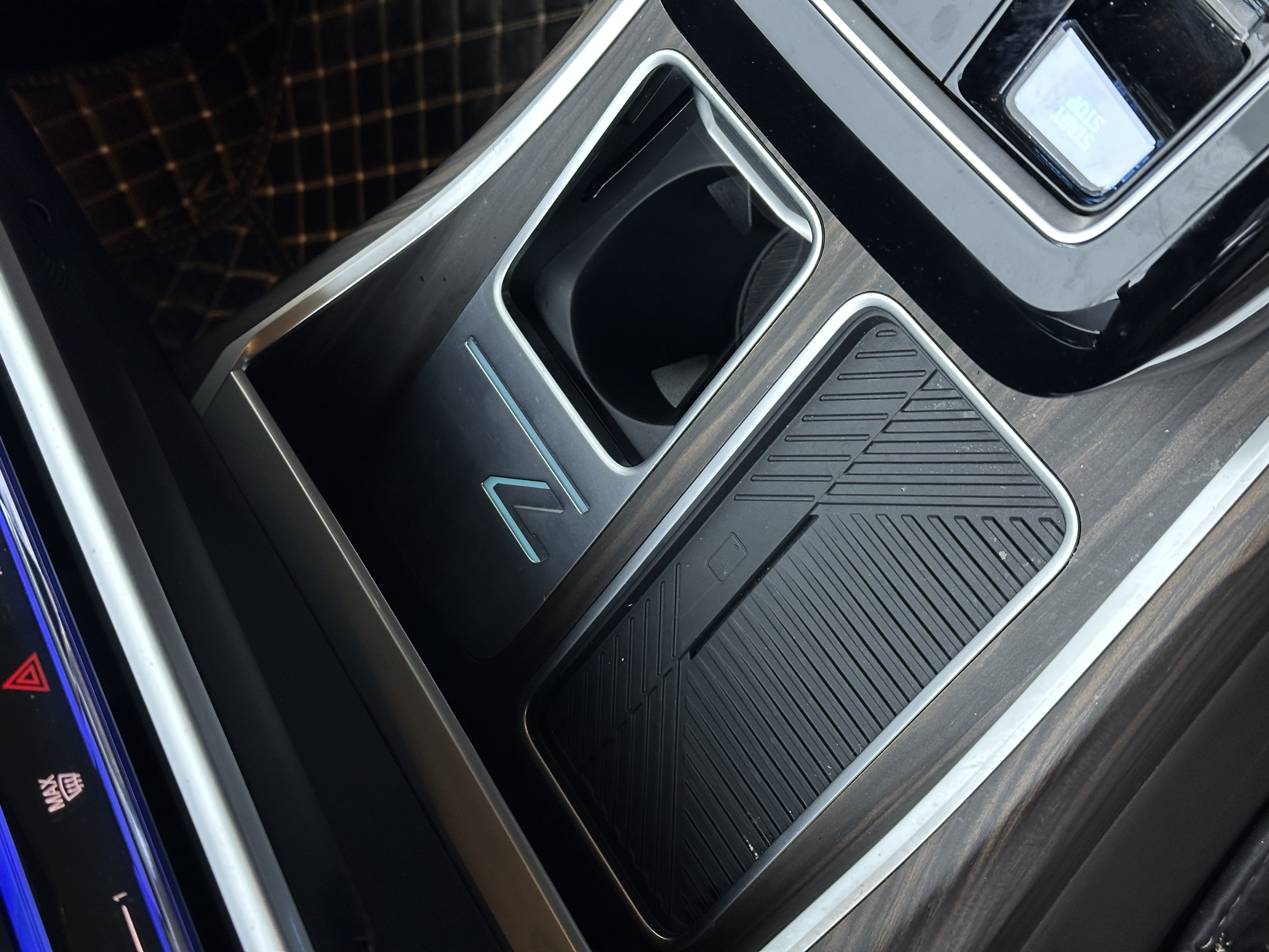 BMW i7 2023 #27 BMW i7 2023 car image #27