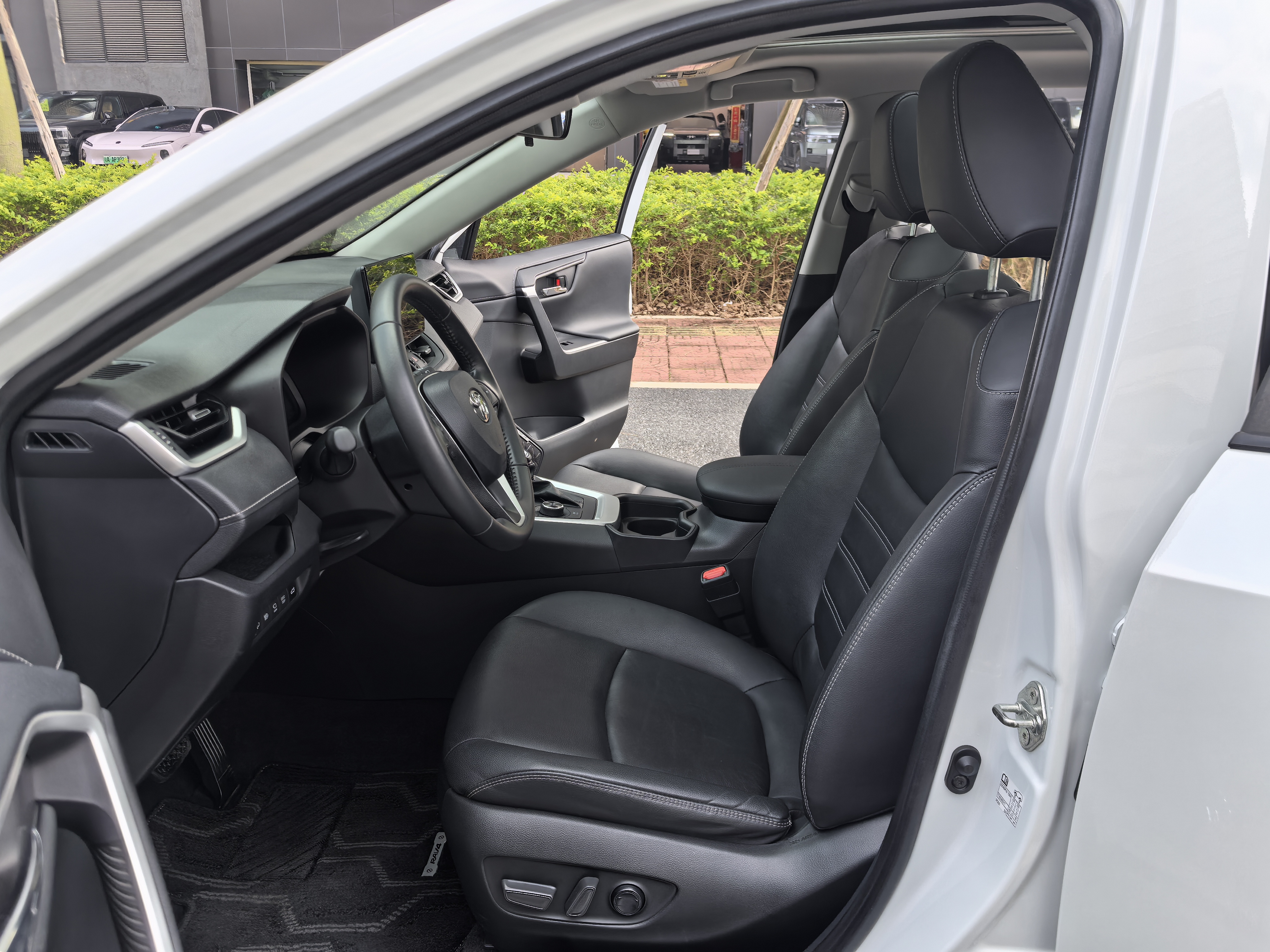 Toyota RAV4 2023 #27 Toyota RAV4 2023 imagen de coche #27