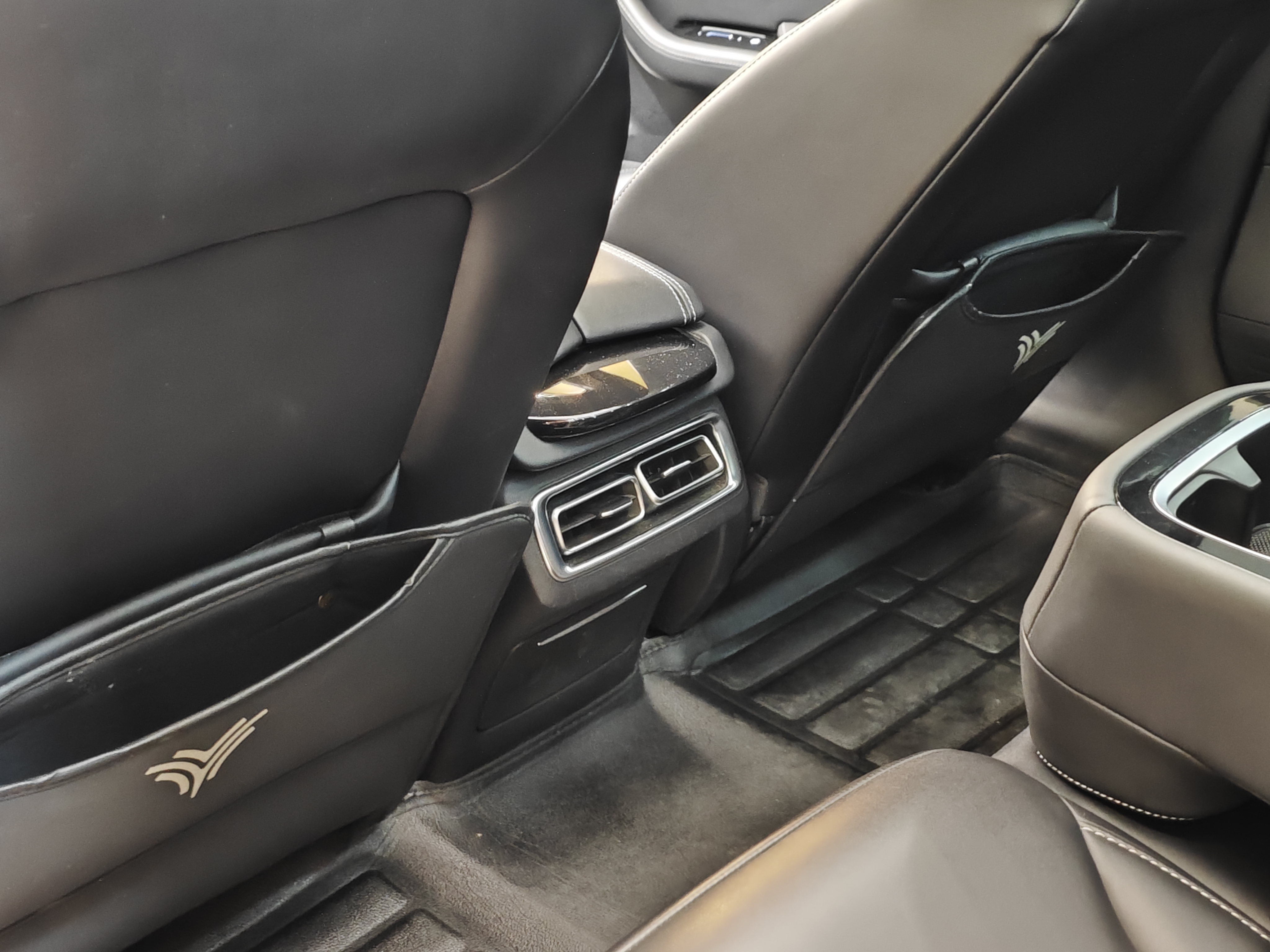 Neta S 2023 #27 Neta S 2023 изображение автомобиля #27