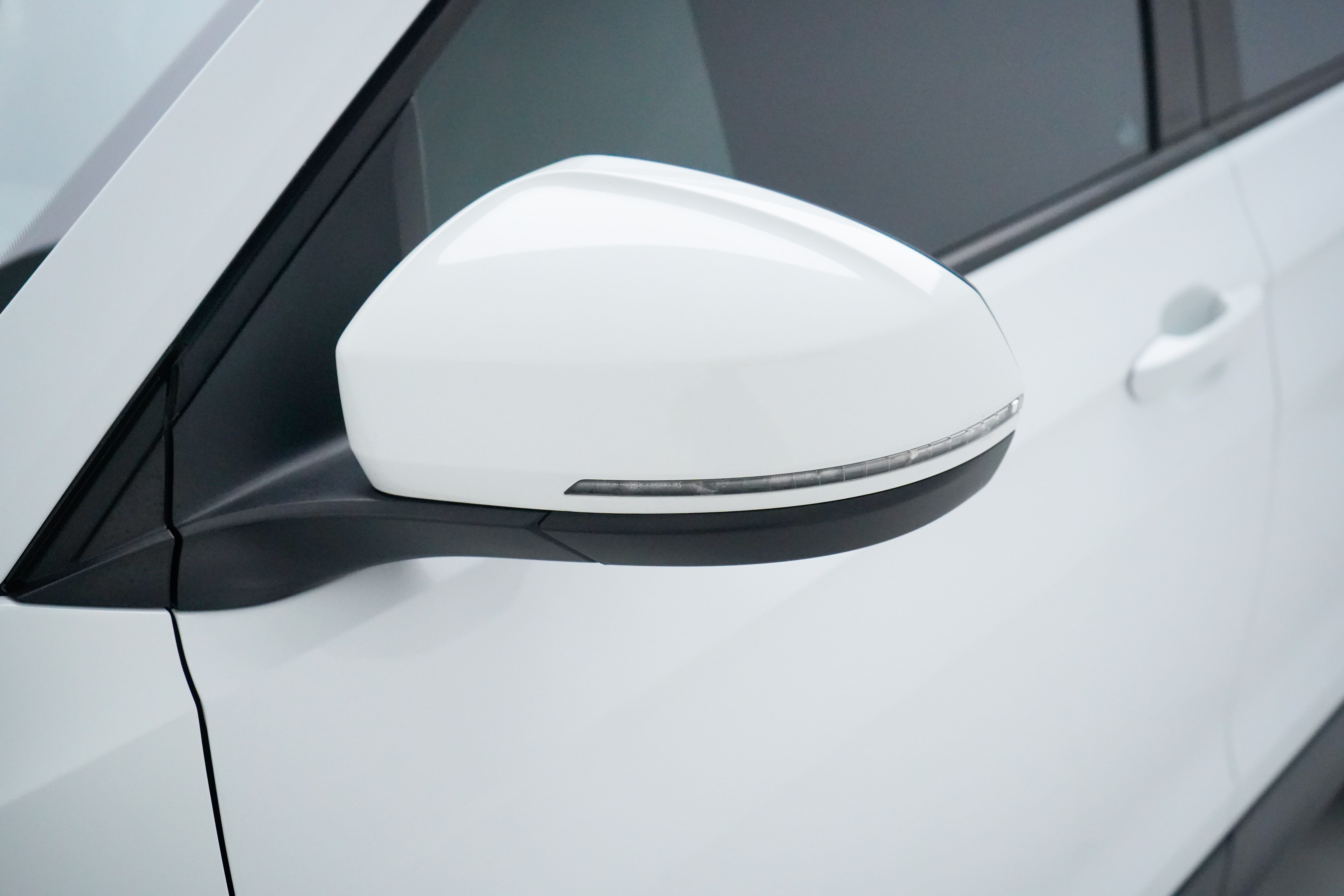 Volkswagen T-Cross 2023 car image #27