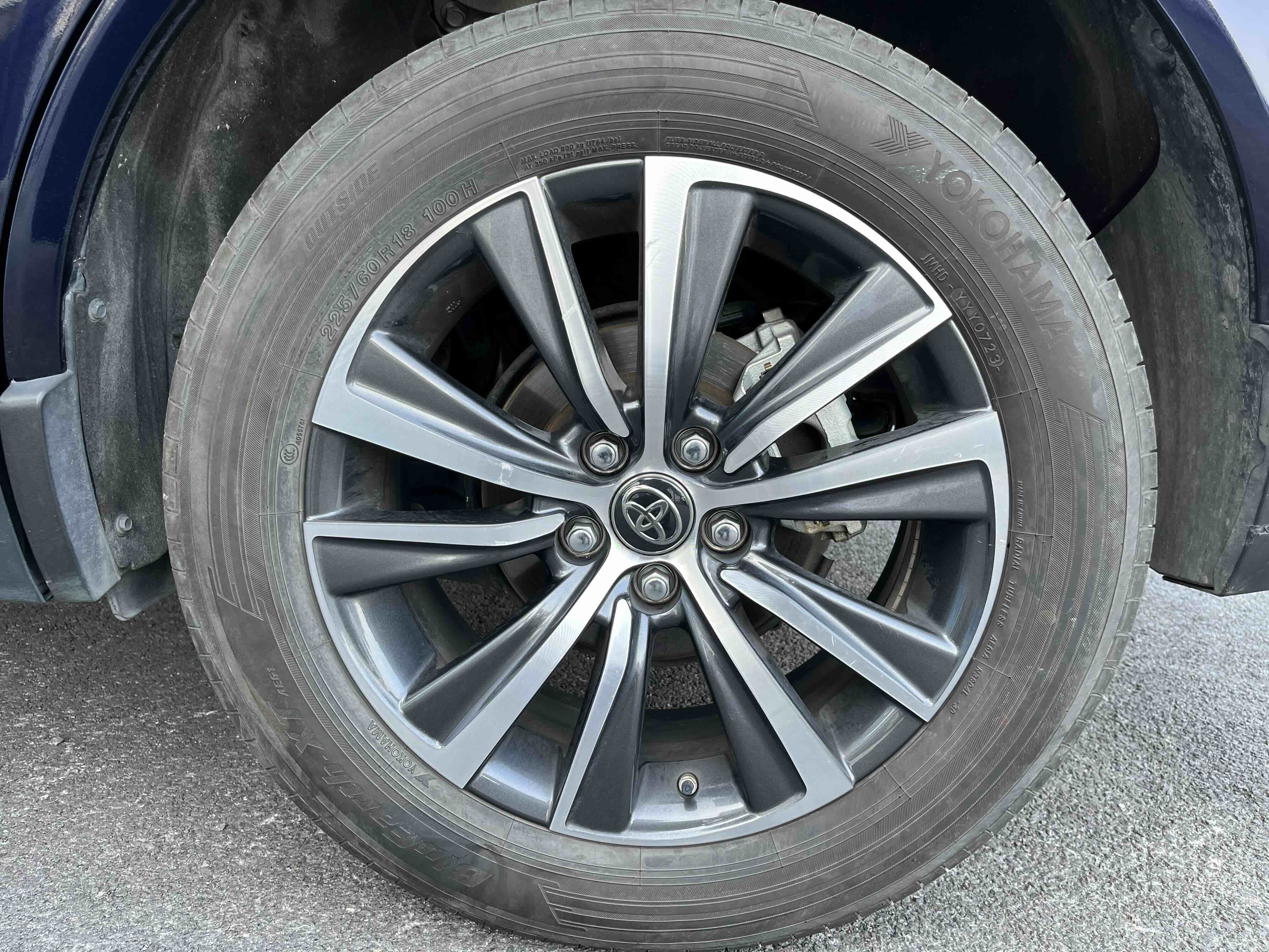 Toyota Harrier 2023 immagine di auto #27