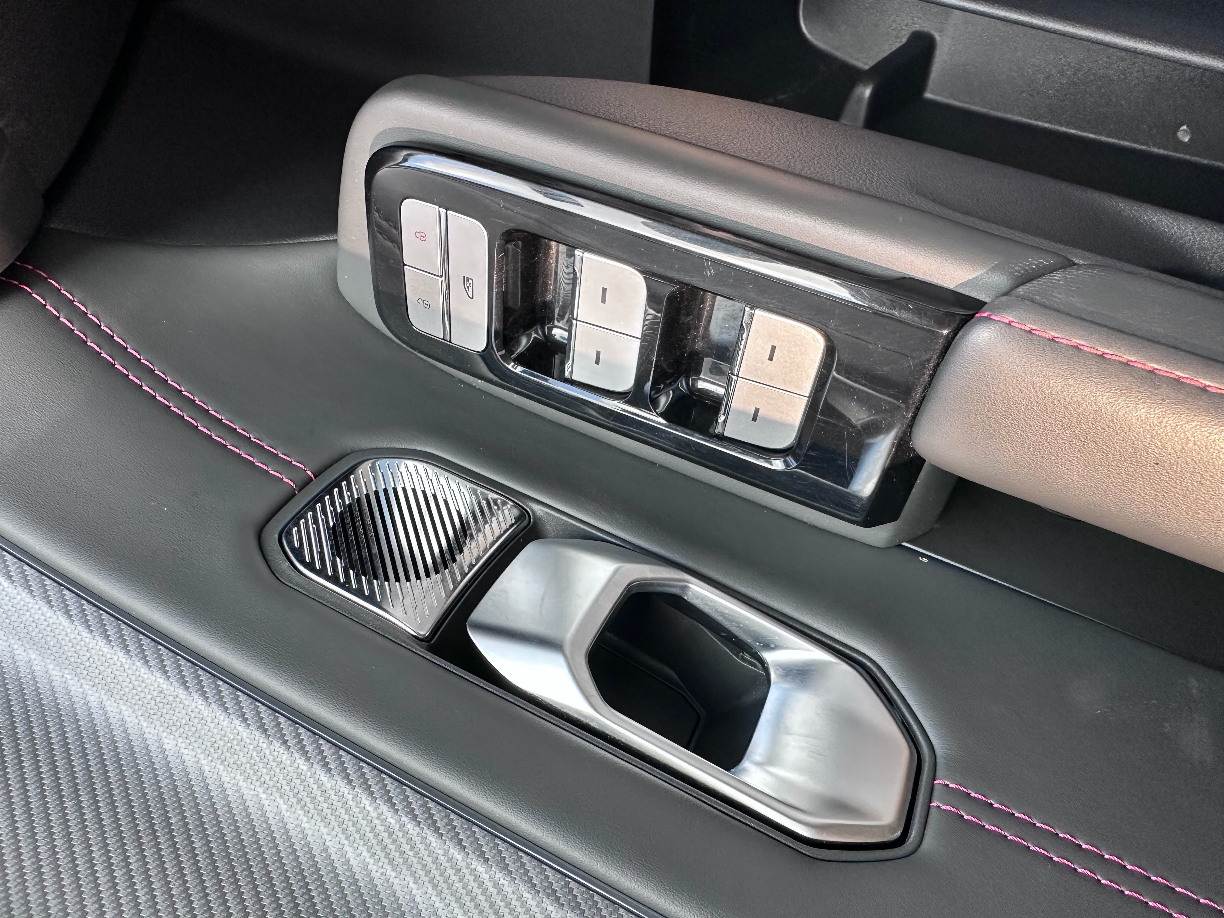 Dashing 2025 car image #27