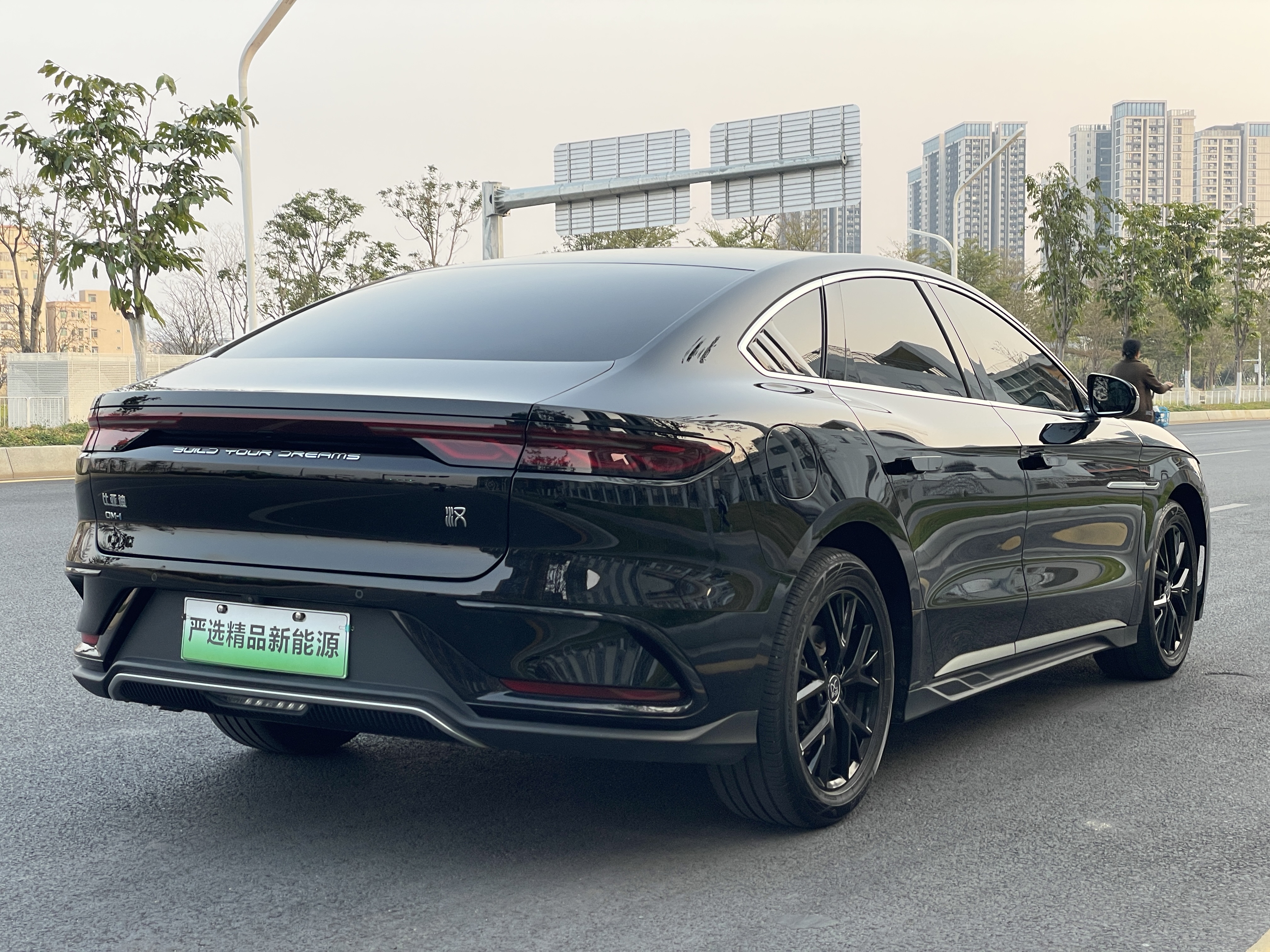 BYD Han 2024 car image #27