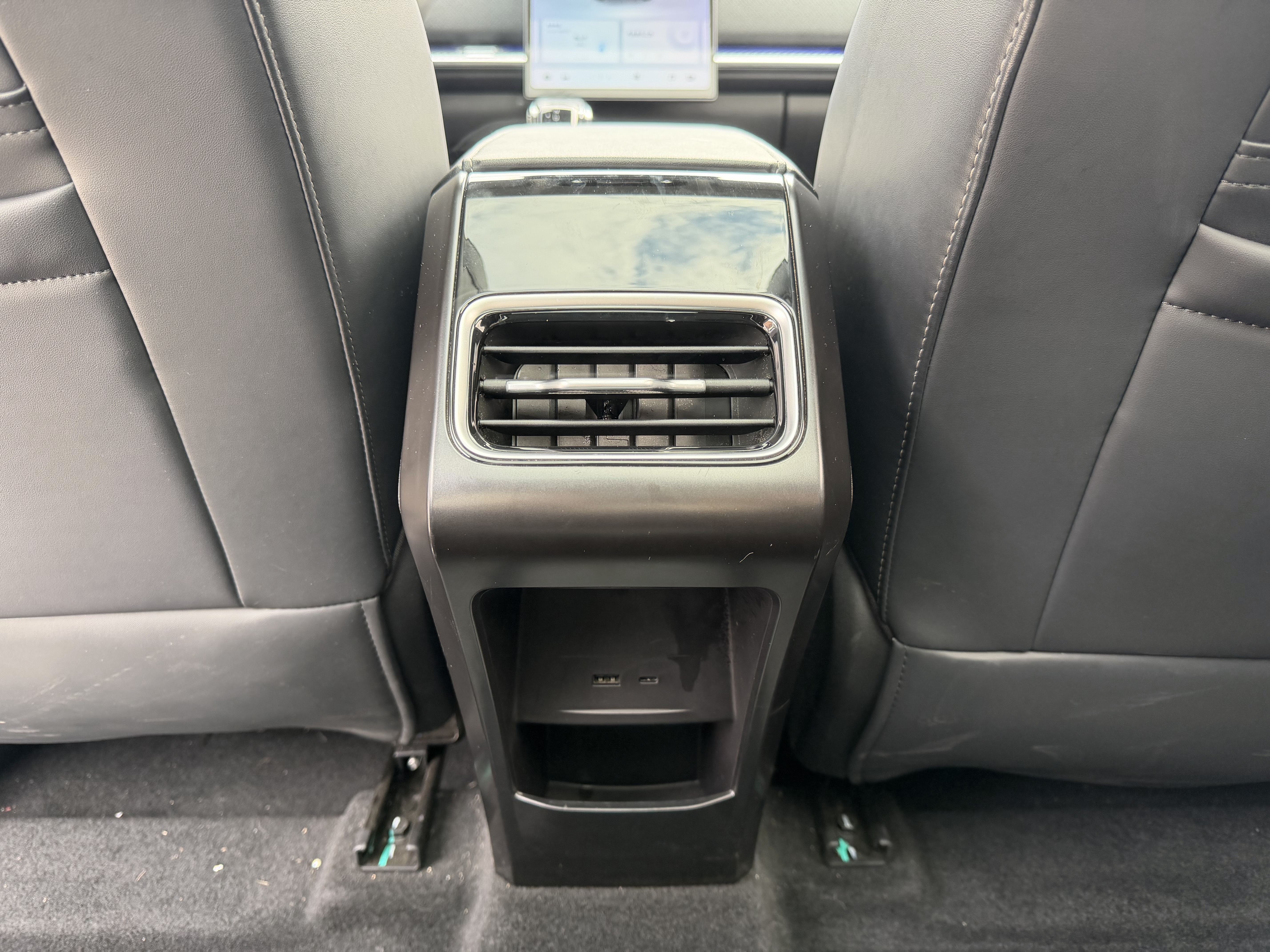 Chery Exploration 06 2024 car image #27