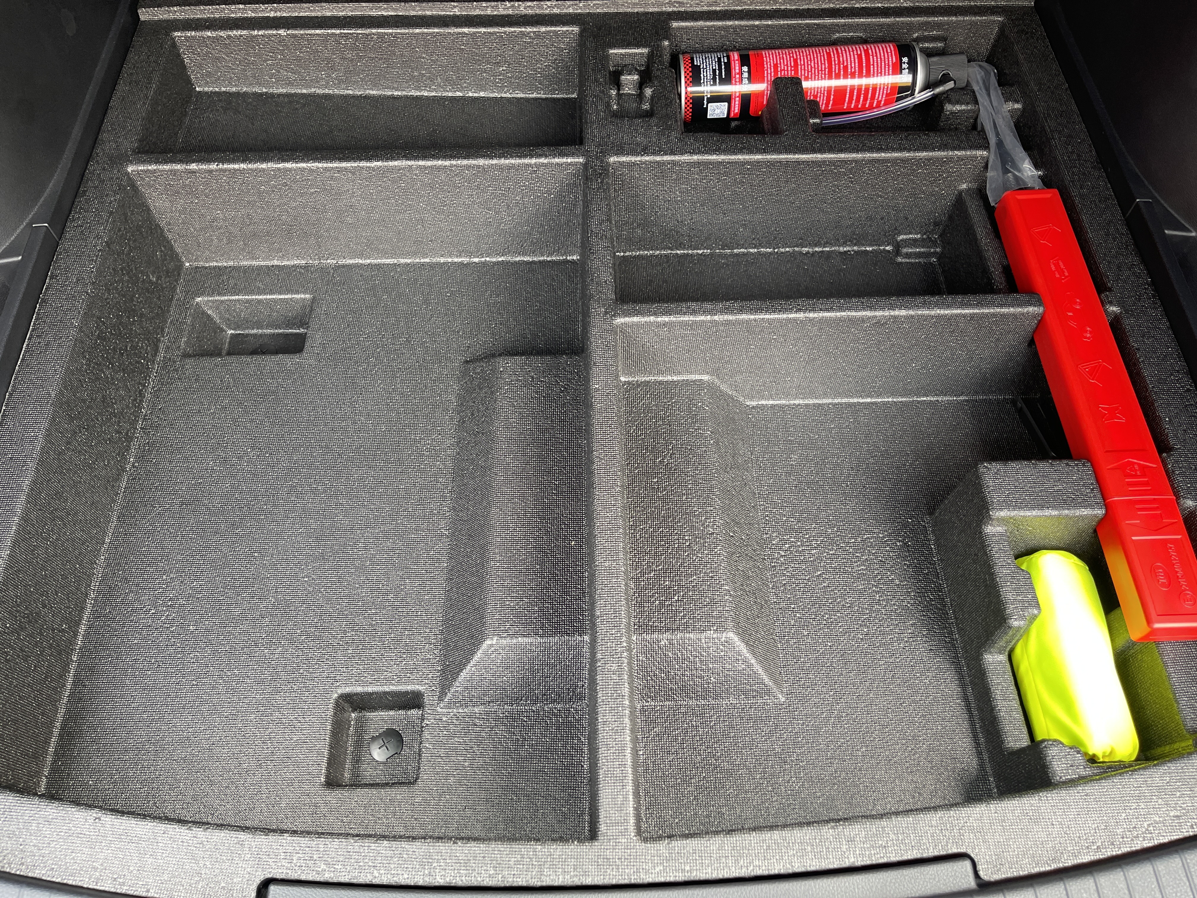 BYD Sea Lion 05 DM-i 2025 car image #27