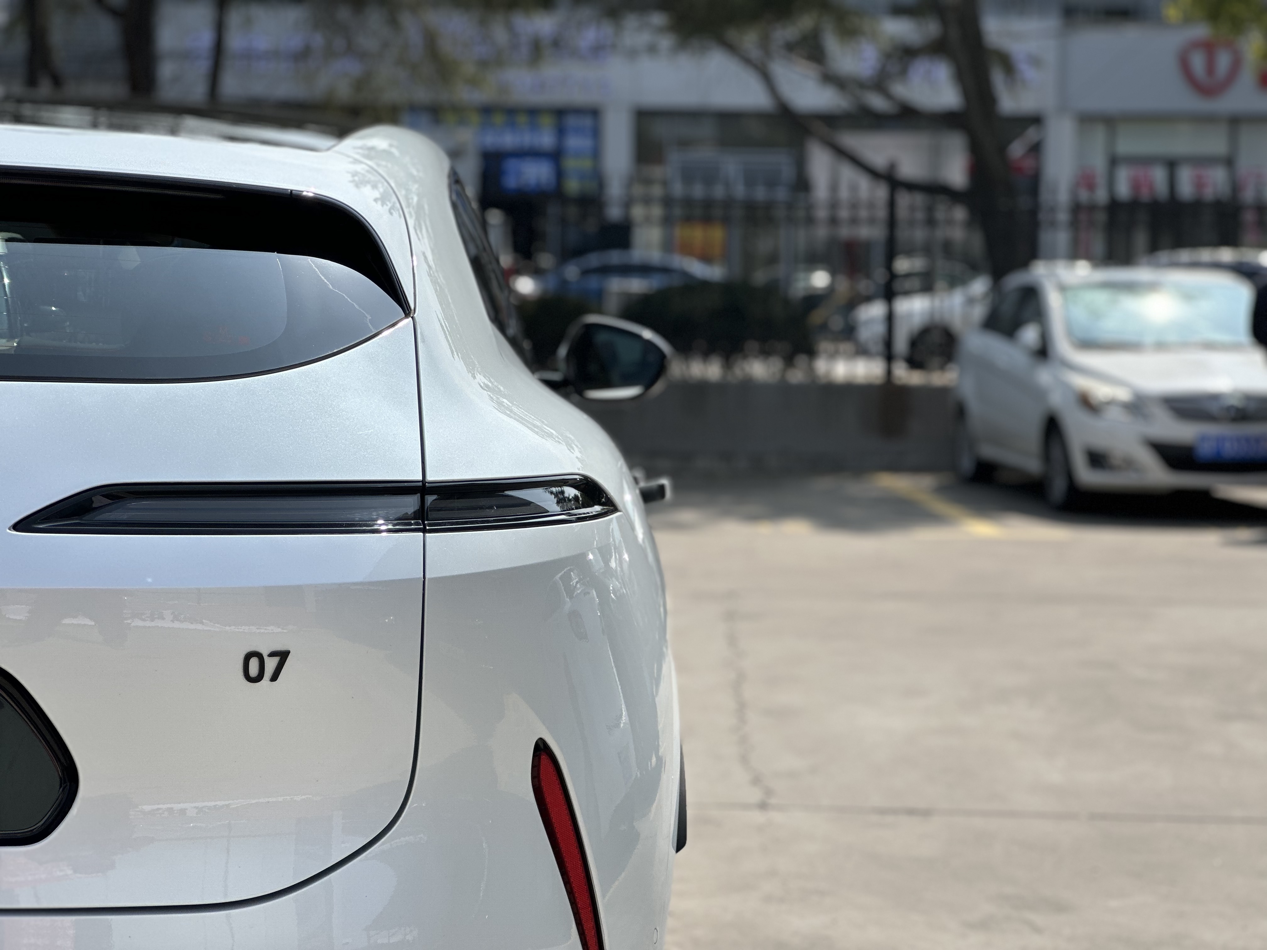 Avatr 07 2025 car image #27