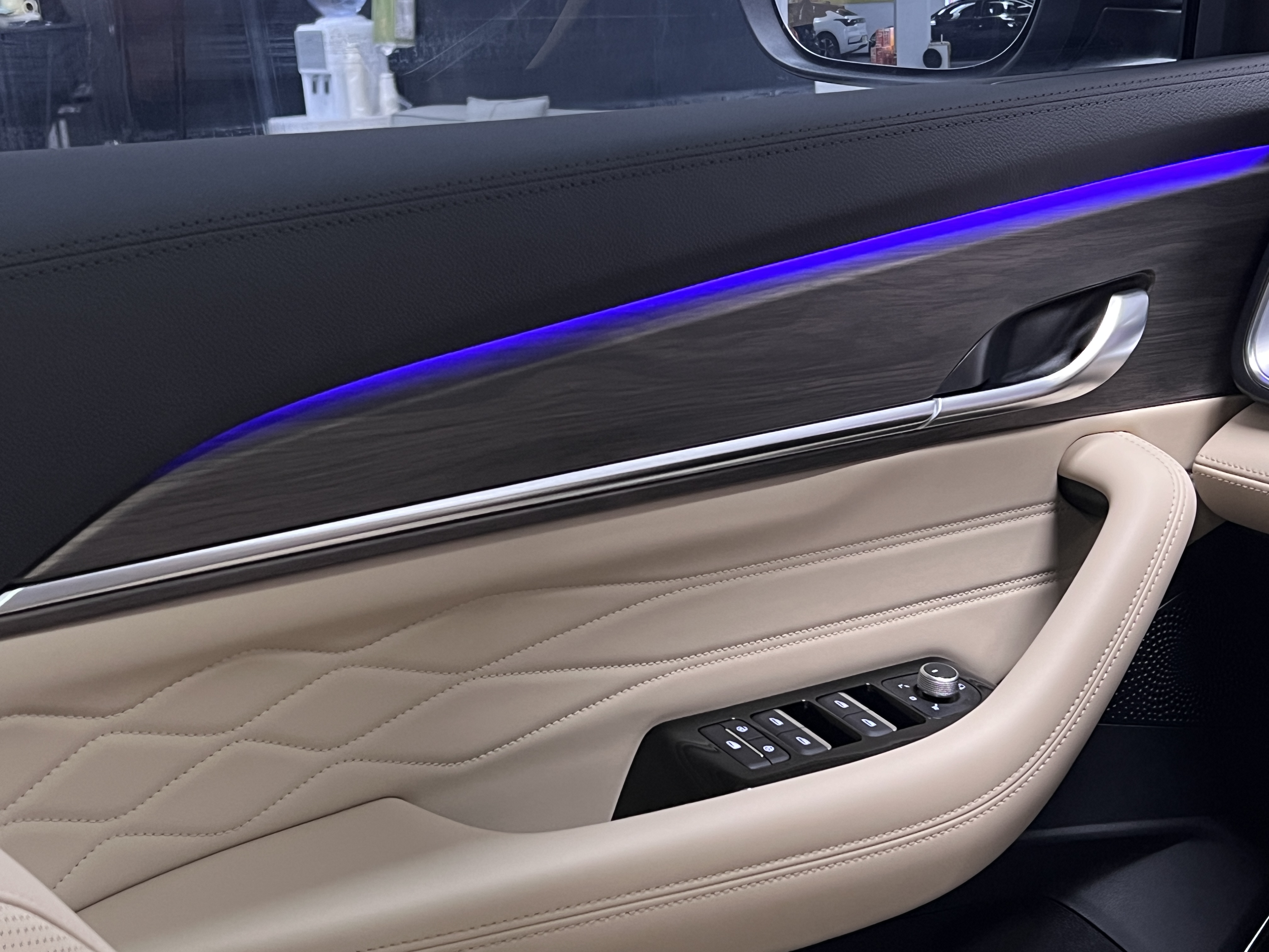 GEELY Monjaro 2025 car image #27