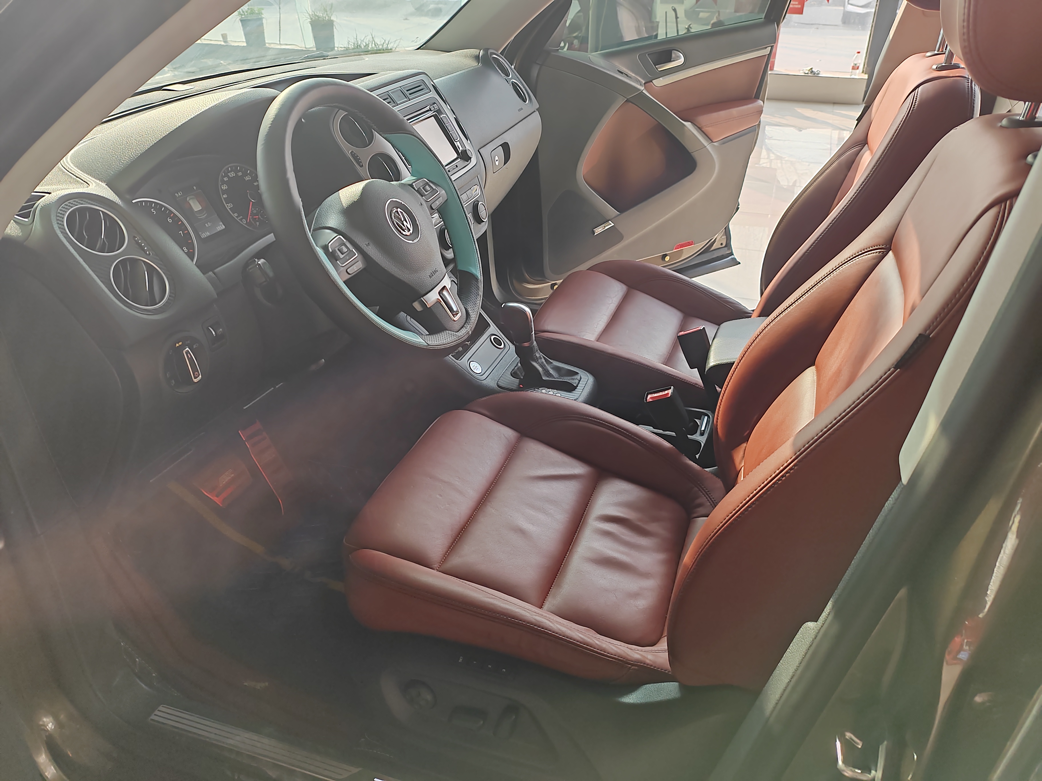 Volkswagen Tiguan 2015 car image #27