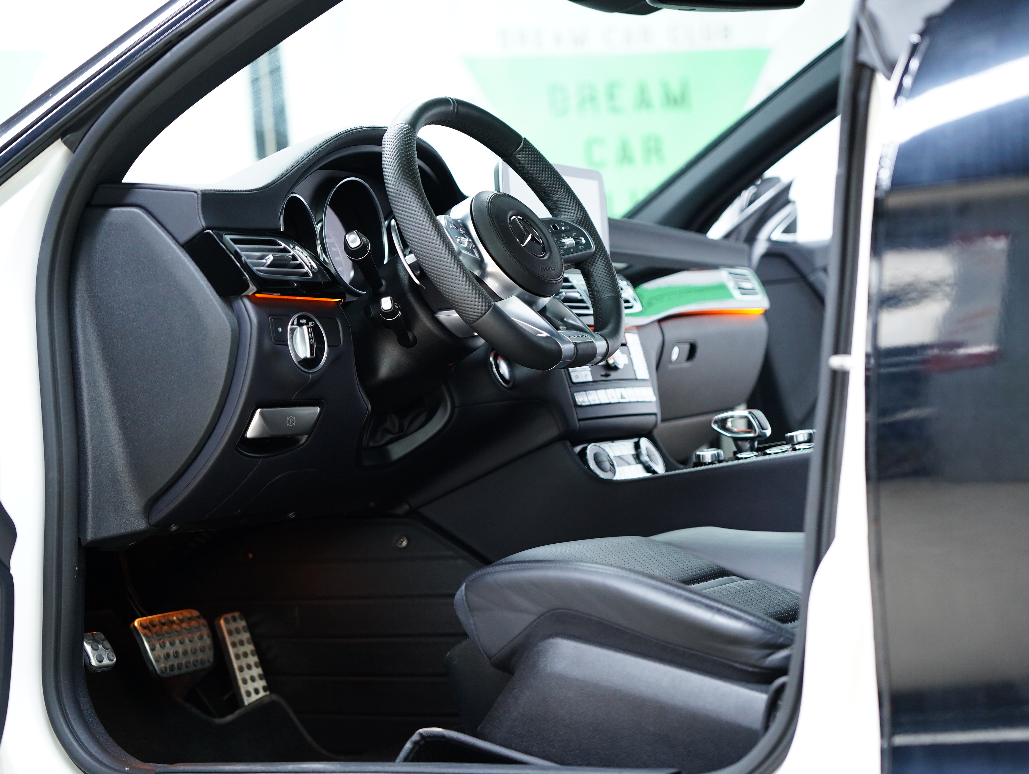 Mercedes-Benz CLS AMG 2017 car image #27