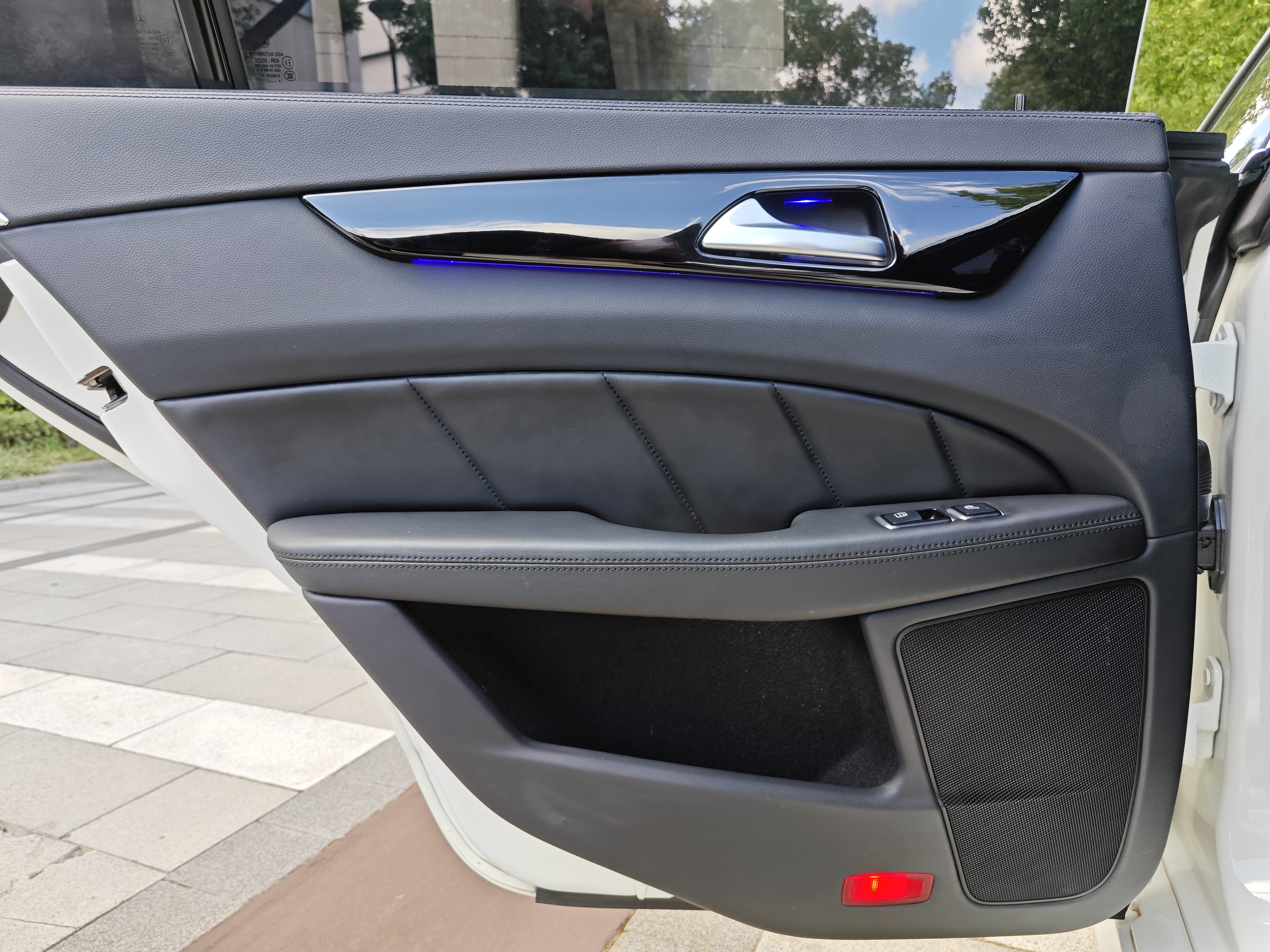 Mercedes-Benz CLS AMG 2016 car image #27