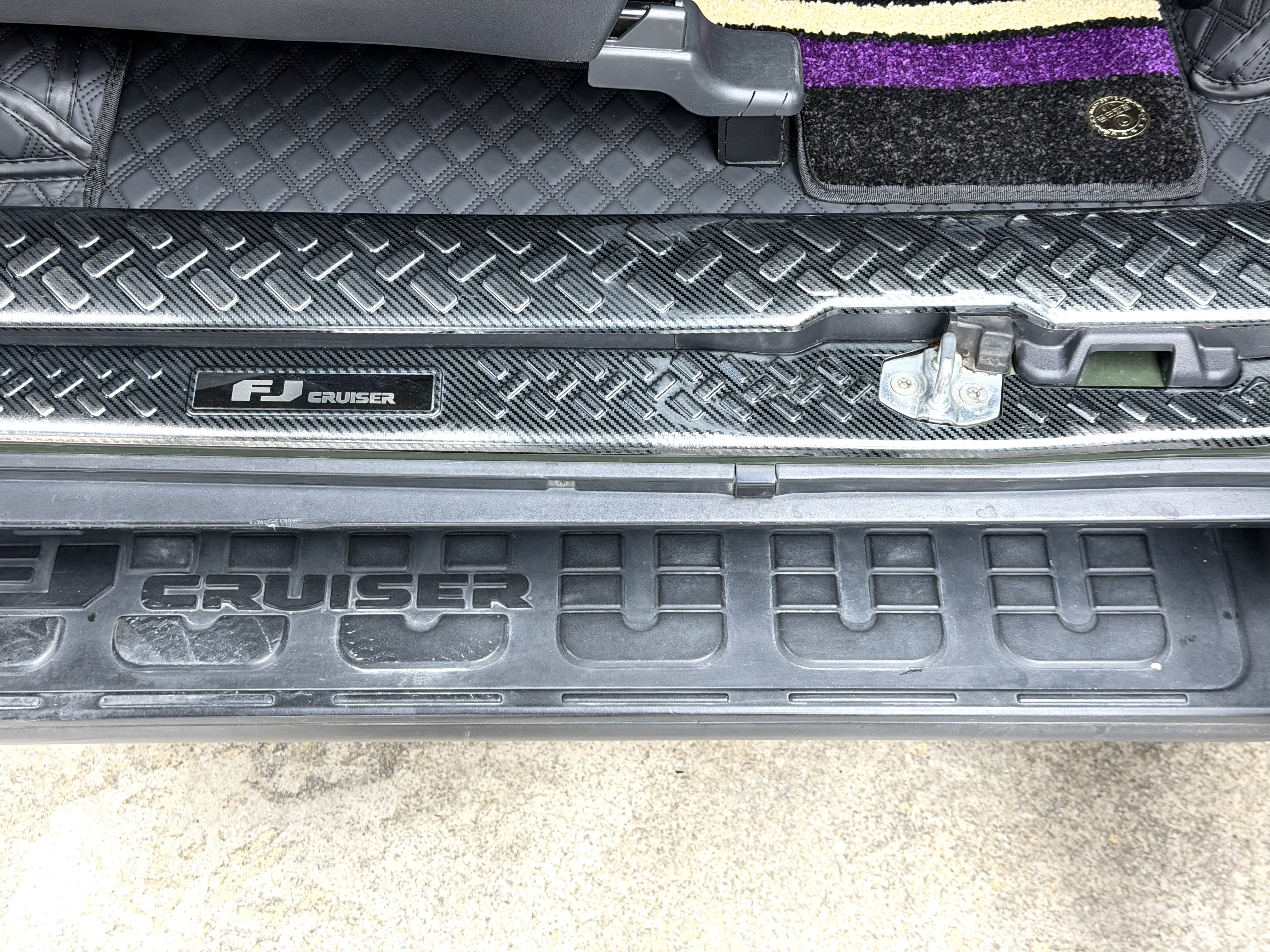 Toyota FJ Cruiser 2011 car image #27