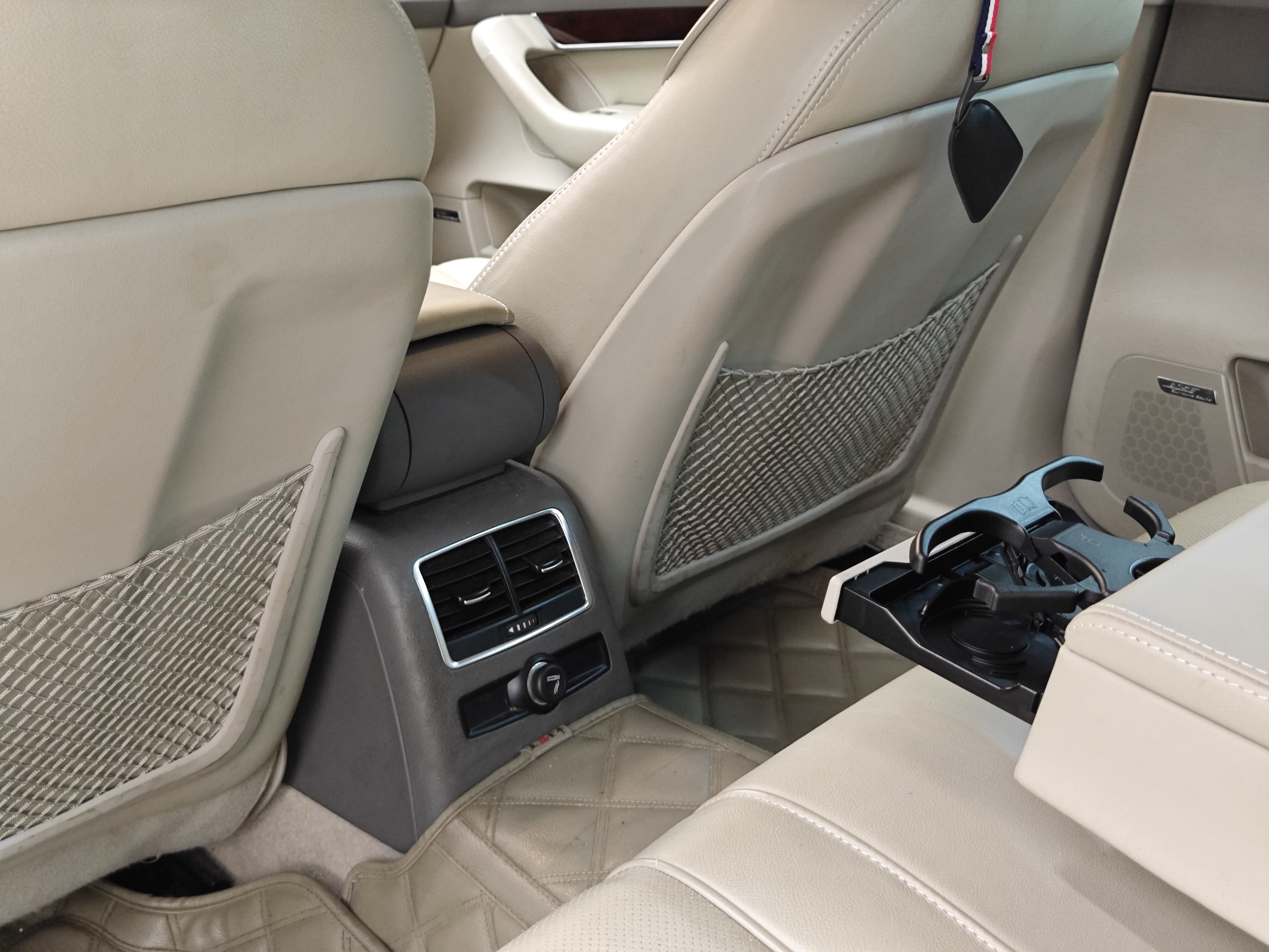 Audi A6L 2012 car image #27