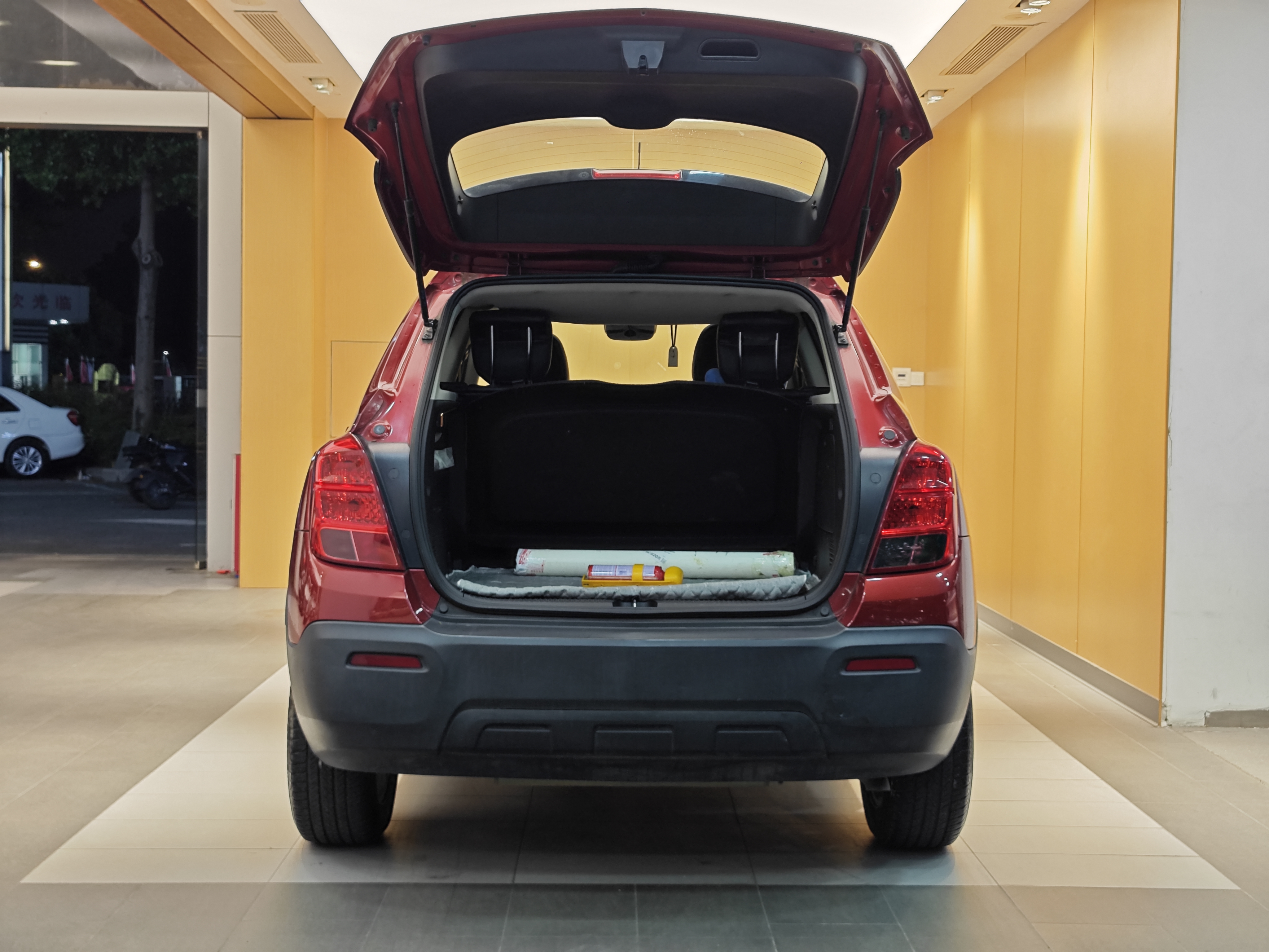 Chevrolet Tracker 2015 صورة سيارة #27