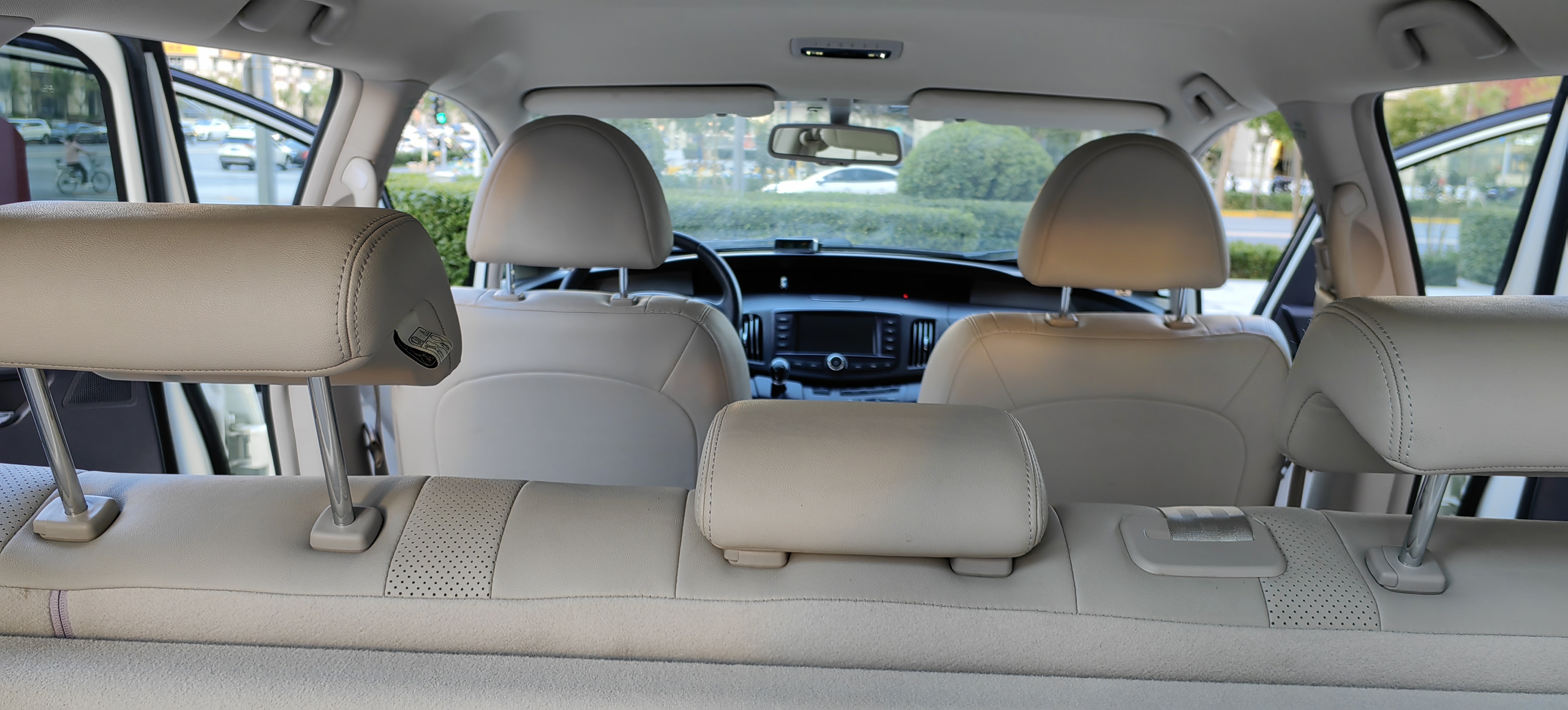 BYD e6 2016 #27 BYD e6 2016 car image #27