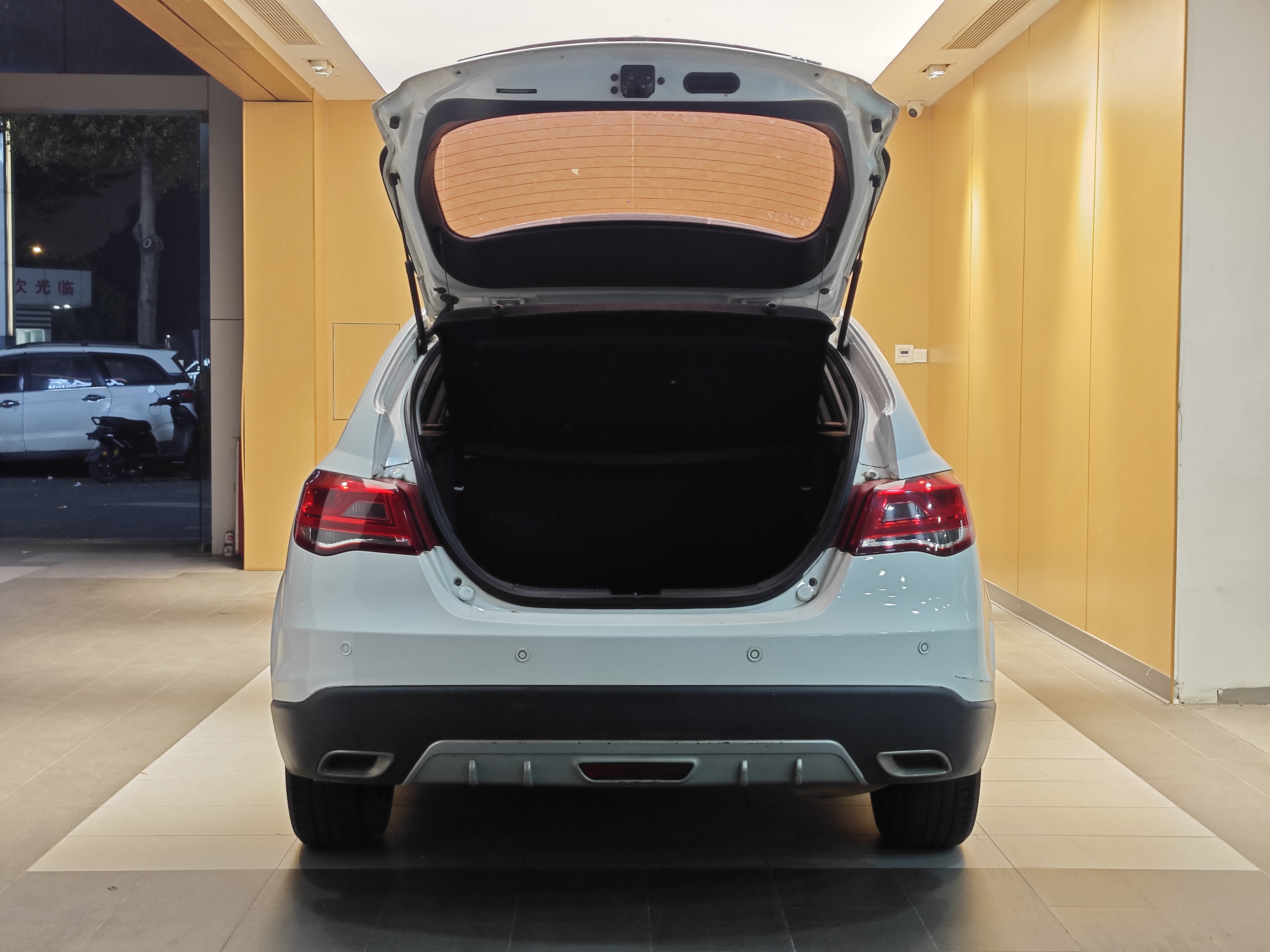 GEELY Emgrand 2016 #27 GEELY Emgrand 2016 car image #27