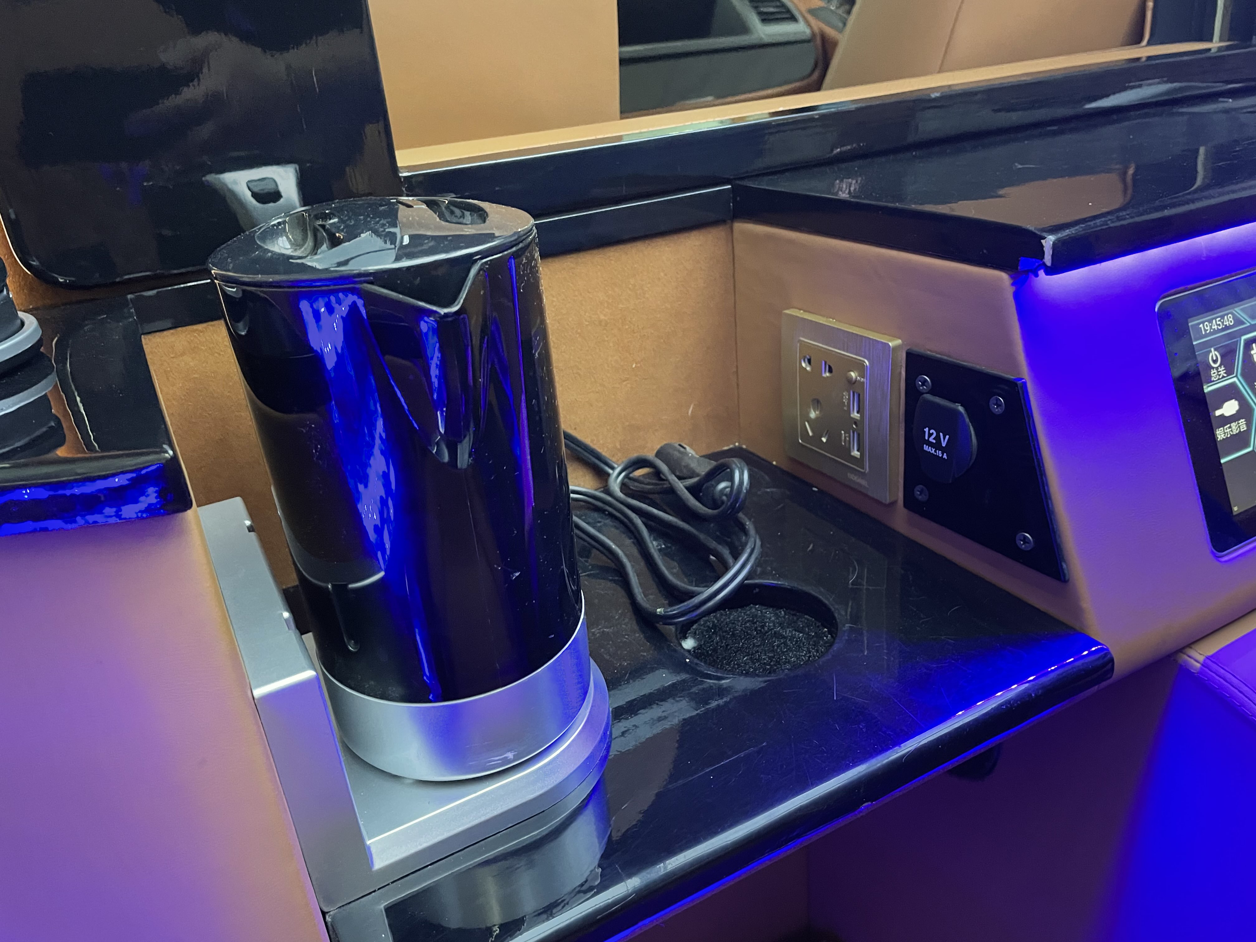 Volkswagen Caravelle 2017 immagine di auto #27