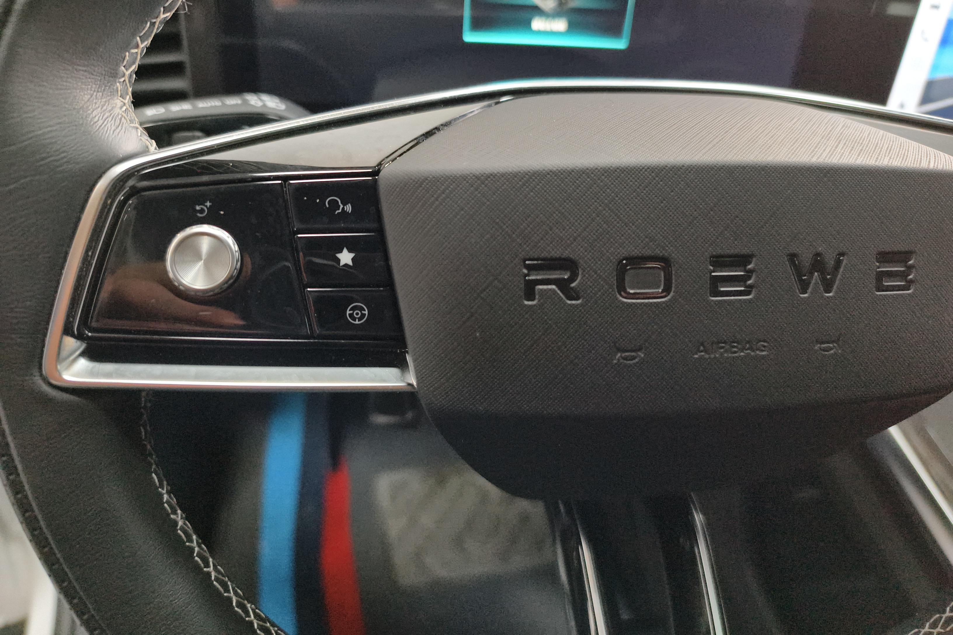 Roewe RX5 MAX 2023 изображение автомобиля #27