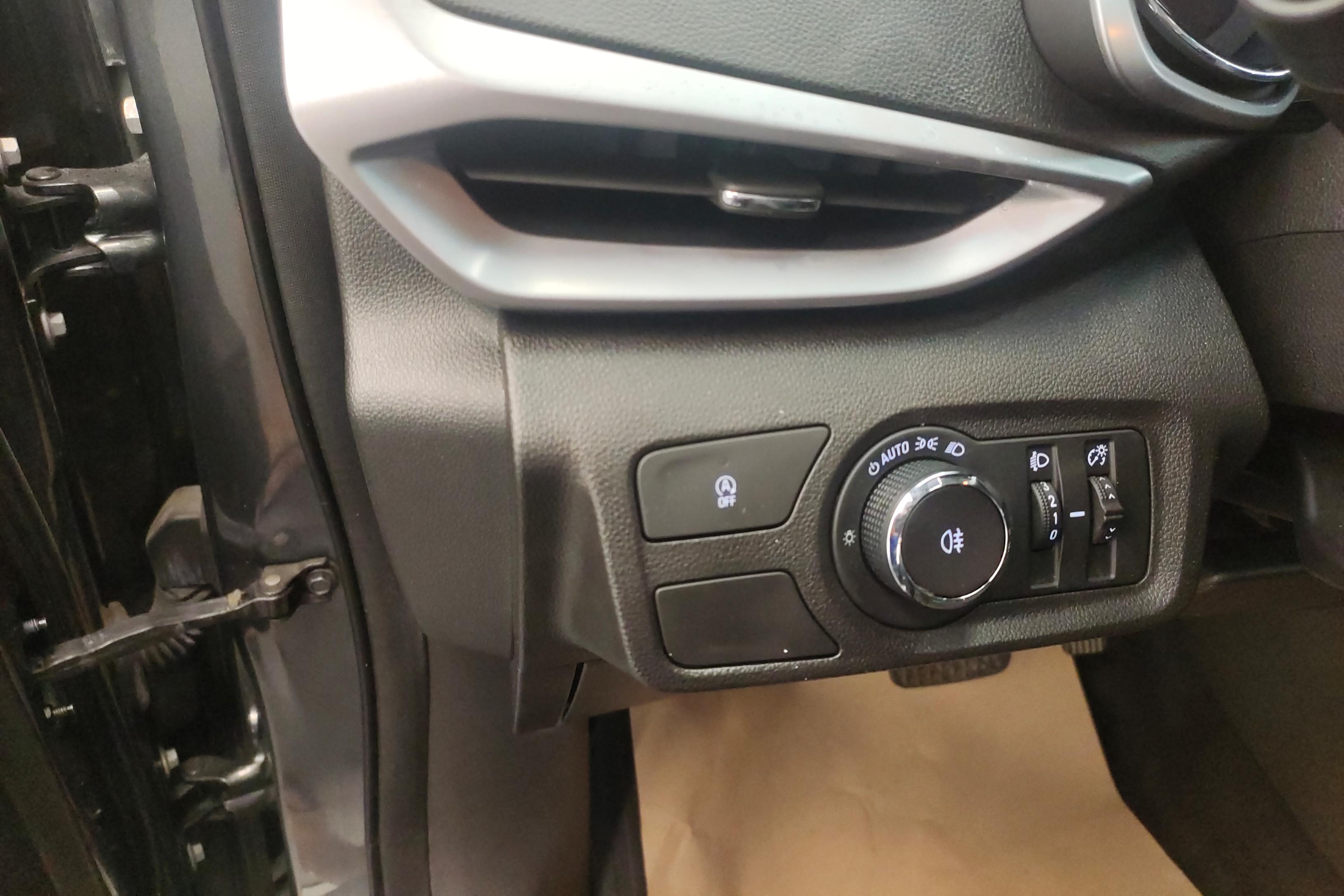 Chevrolet Orlando 2019 car image #27