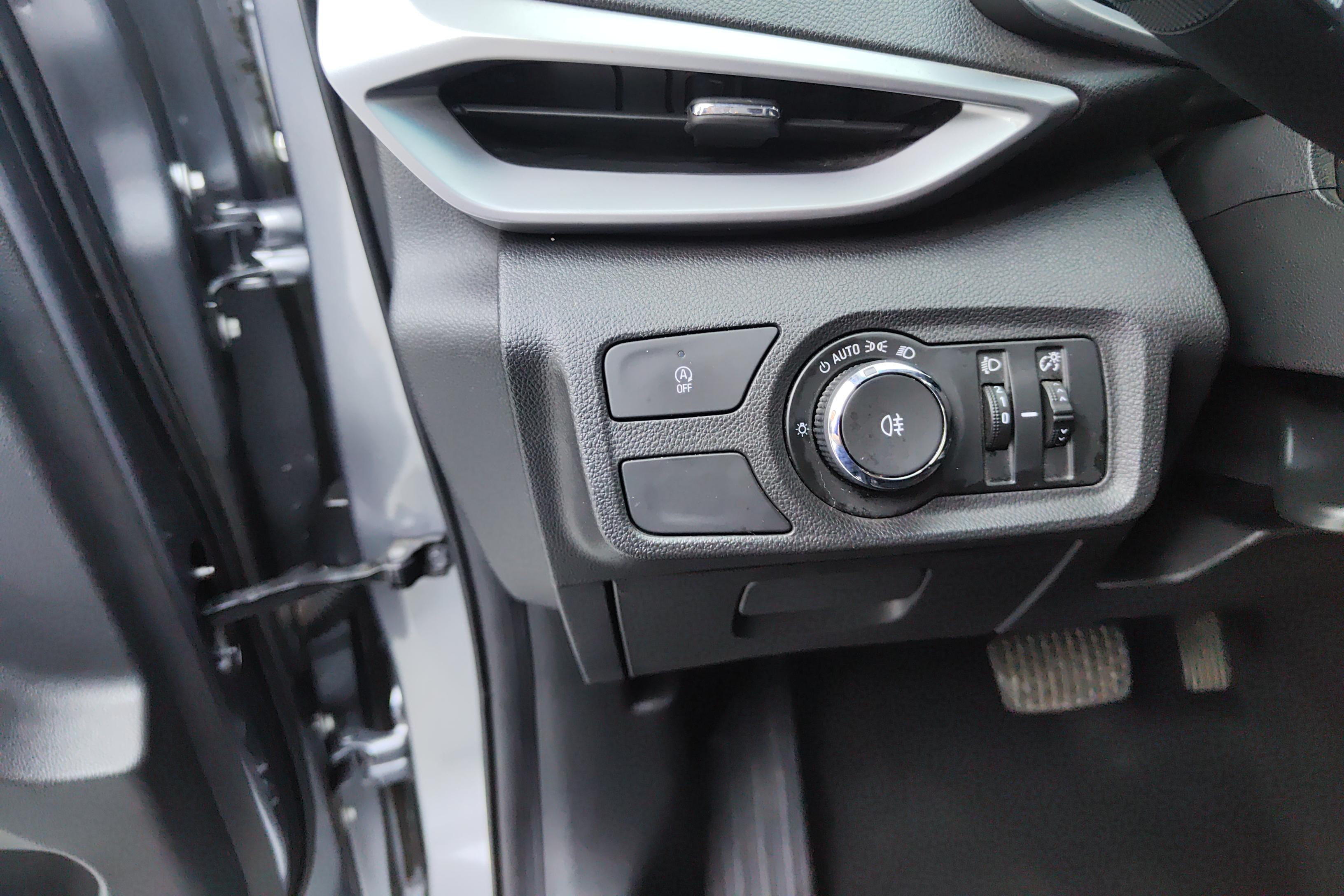 Chevrolet Orlando 2020 car image #27