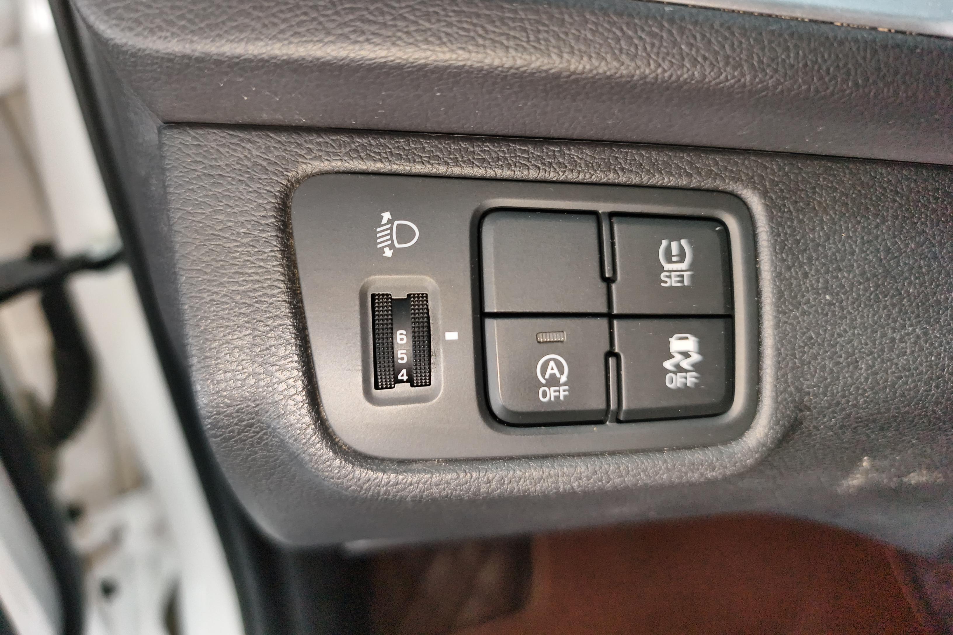 Hyundai Verna 2021 car image #27