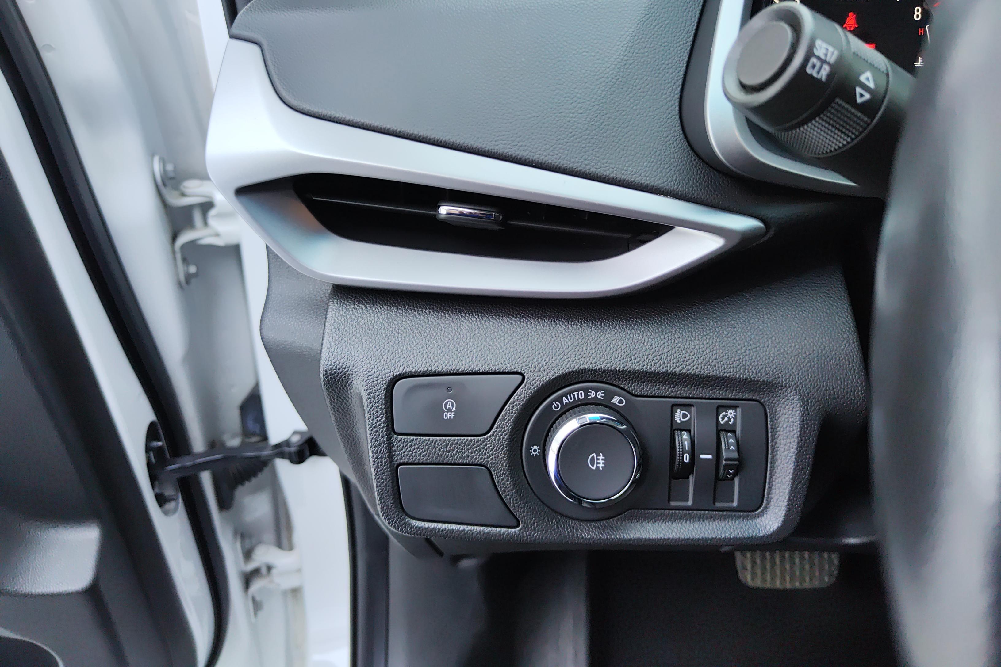 Chevrolet Orlando 2021 car image #27