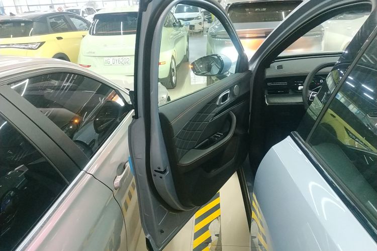 Neta L 2025 imagen de coche #27