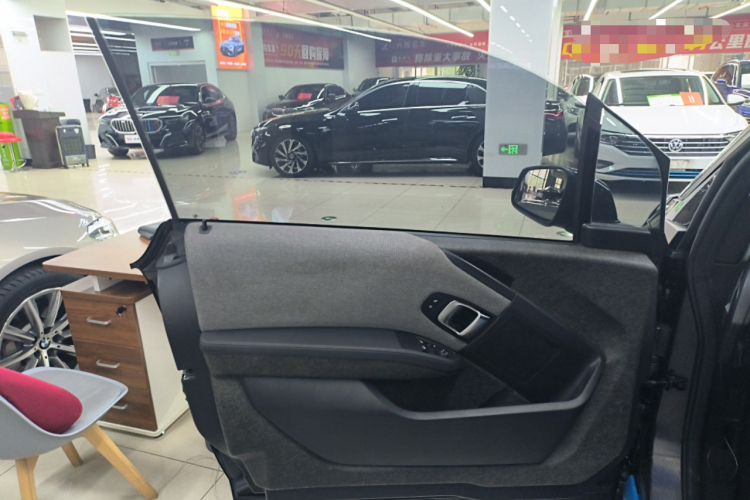 BMW i3 (Imported) 2018 immagine di auto #27