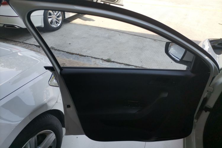 Volkswagen Santana 2021 #27 Volkswagen Santana 2021 immagine di auto #27