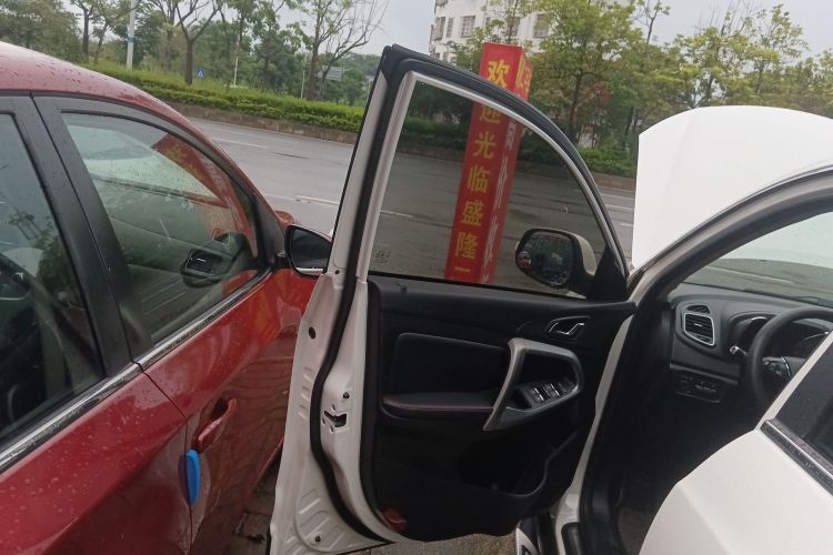 Kaiyi X5 2018 car image #27