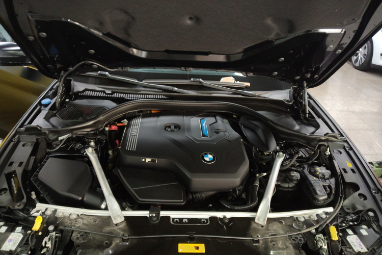 BMW M5 New Energy 2023 car image #27