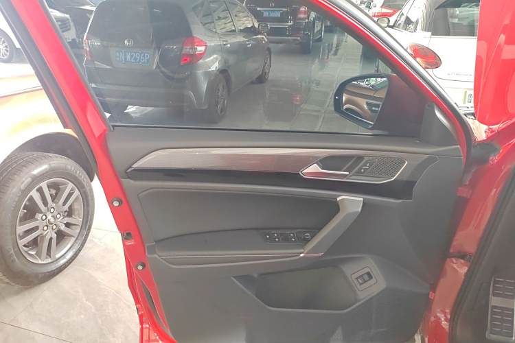 Volkswagen Tayron X 2021 #27 Volkswagen Tayron X 2021 car image #27