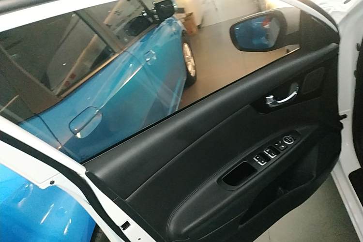 起亚 凯绅 2018 汽车图片 #27