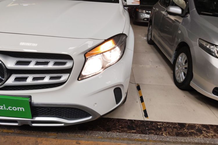 Mercedes-Benz GLA Class (Imported) 2019 car image #27