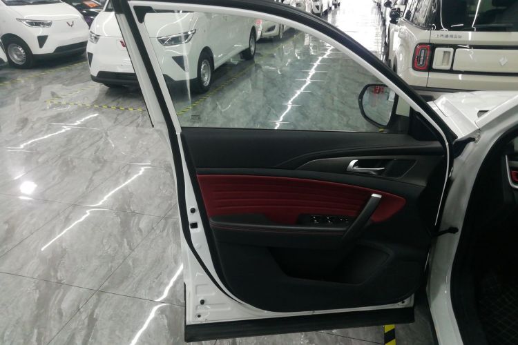 Changan CS35MAX 2019 car image #27