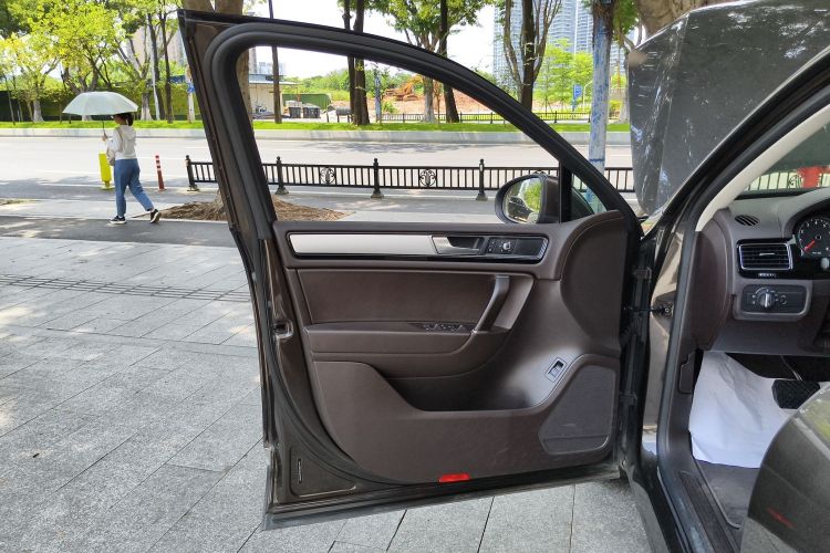 Volkswagen Touareg 2017 #27 Volkswagen Touareg 2017 car image #27