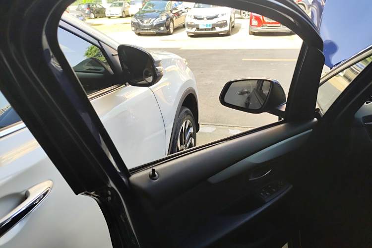 BMW 2 Series Tourer 2017 imagem de carro #27