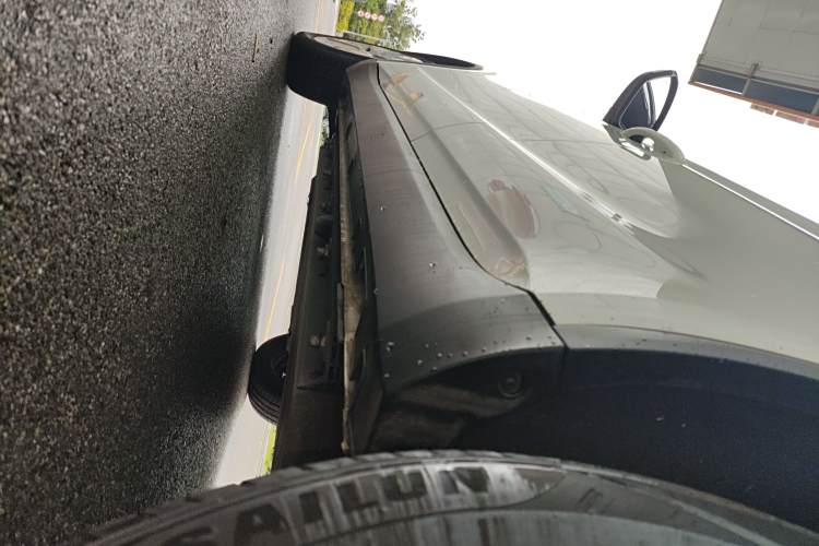 睿蓝汽车 枫叶80v 2024 汽车图片 #27