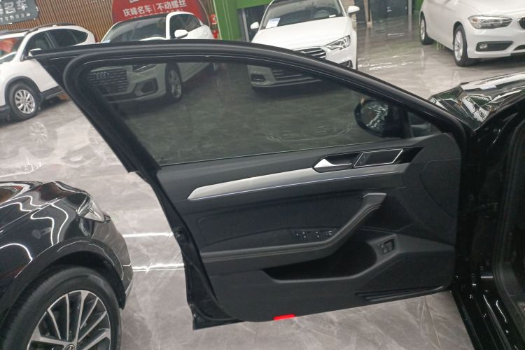 Volkswagen Magotan GTE 2021 car image #27