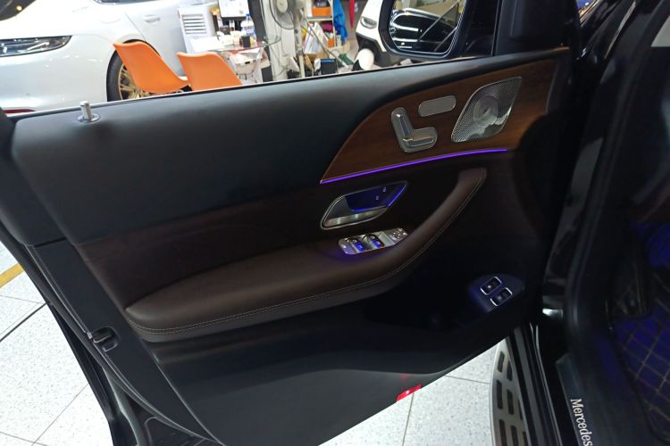 Mercedes-Benz GLE Class New Energy 2022 car image #27