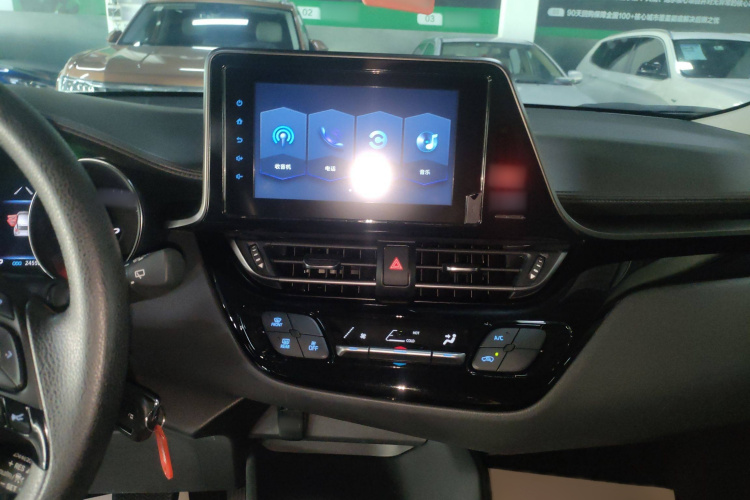 Toyota Izoa 2023 immagine di auto #27