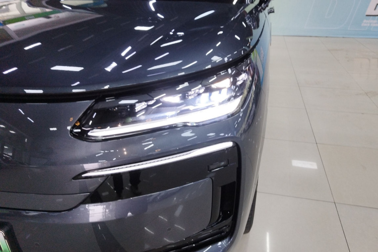 Denza N9 2025 immagine di auto #27