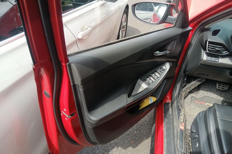 Hyundai Lafesta 2018 #27 Hyundai Lafesta 2018 car image #27