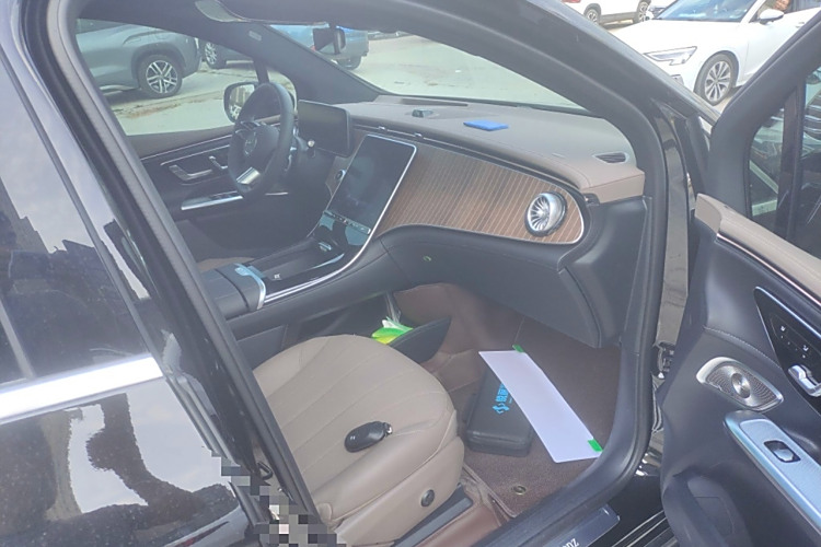 Mercedes-Benz EQE SUV 2024 #27 Mercedes-Benz EQE SUV 2024 car image #27