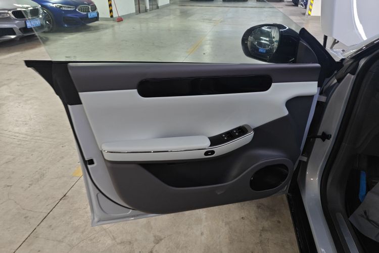 零跑汽车 零跑C01 2023 汽车图片 #27