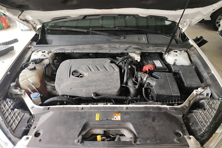 Ford Taurus 2016 #27 Ford Taurus 2016 صورة سيارة #27