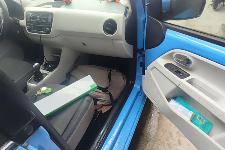 Volkswagen up! 2016 imagem de carro #27