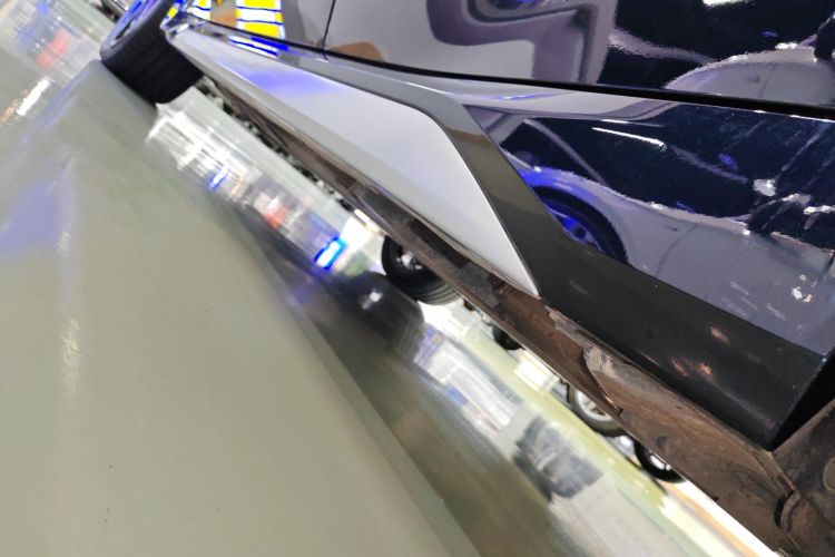 BMW iX1 2023 car image #27